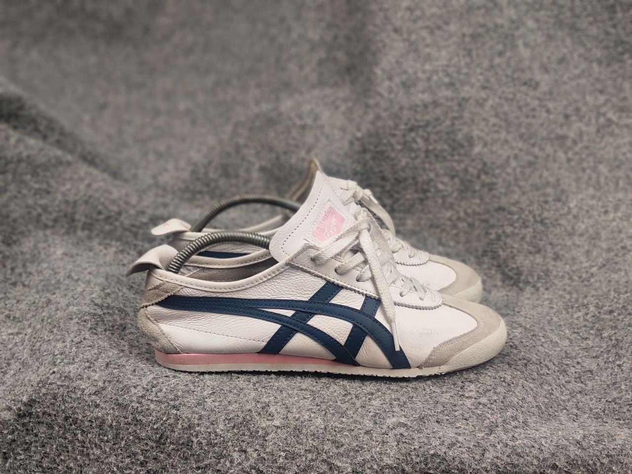 Asics Vintage Asics Onitsuka Tiger Mexico 66 Japan Sneakers Y2K Size US 7 / IT 37 - 6 Thumbnail