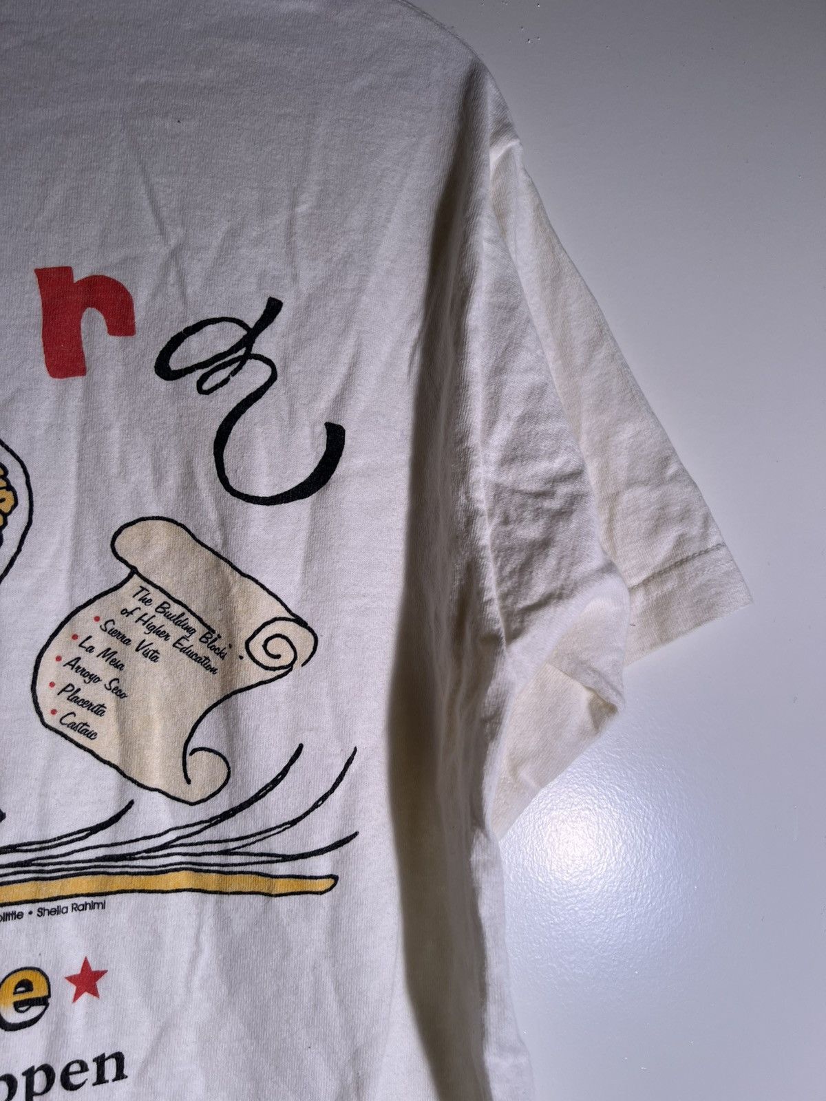 Vintage 90’s 2000’s Y2K VTG Vintage College of the Canyons Art Shirt Size US M / EU 48-50 / 2 - 6 Thumbnail