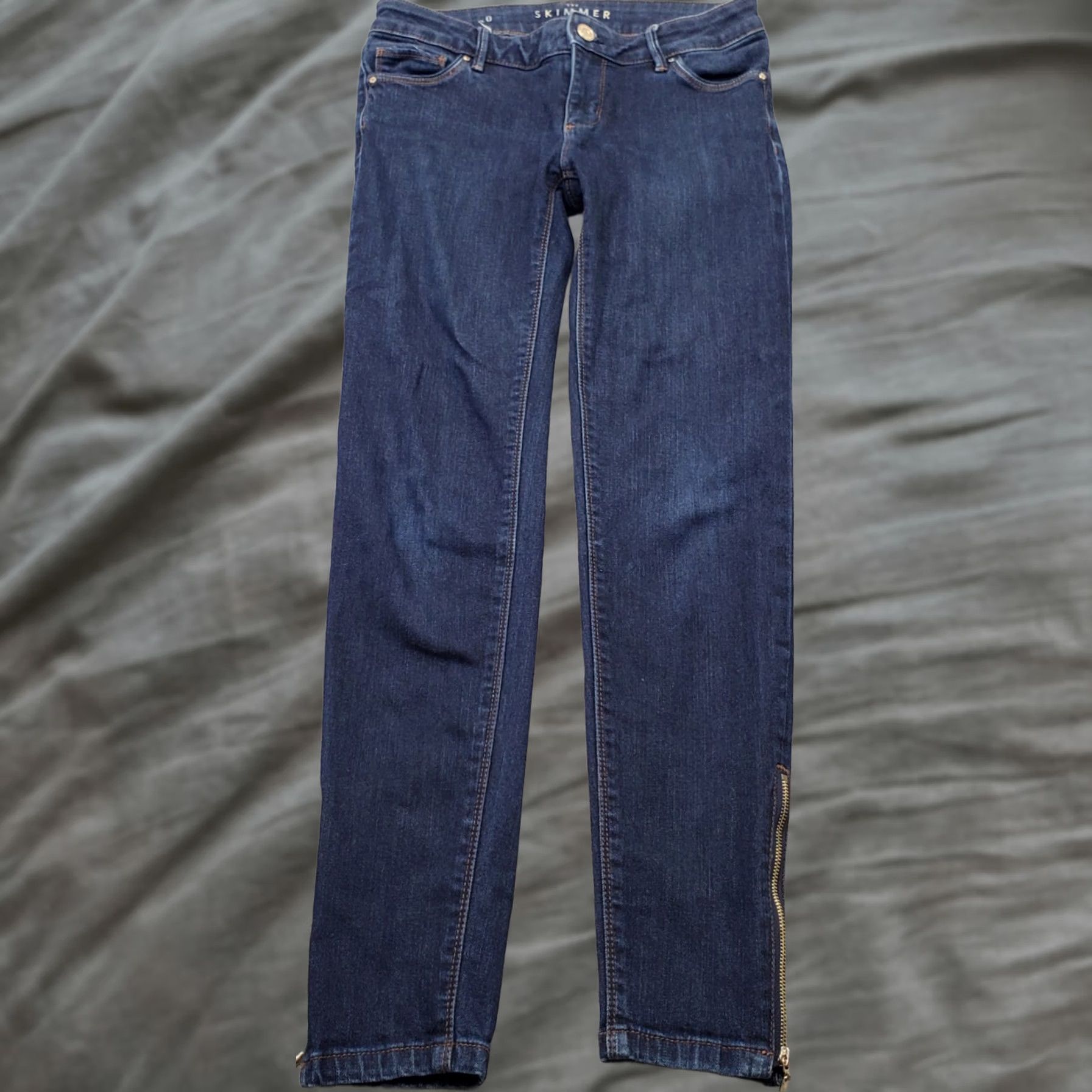 White House Black Market White House Black Market The Skimmer Jeans Womens 0 Blue Denim Stretch Ankle Zip Shirt? Size 25" / US 0 / IT 36 - 1 Thumbnail