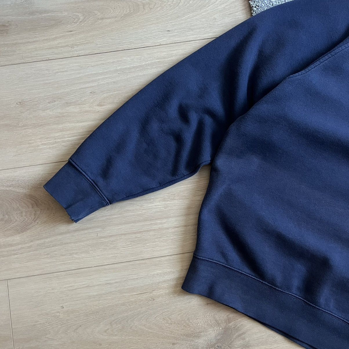 Vintage Vintage Trashed Very Faded Nike Sweatshirt Size US L / EU 52-54 / 3 - 2 Thumbnail