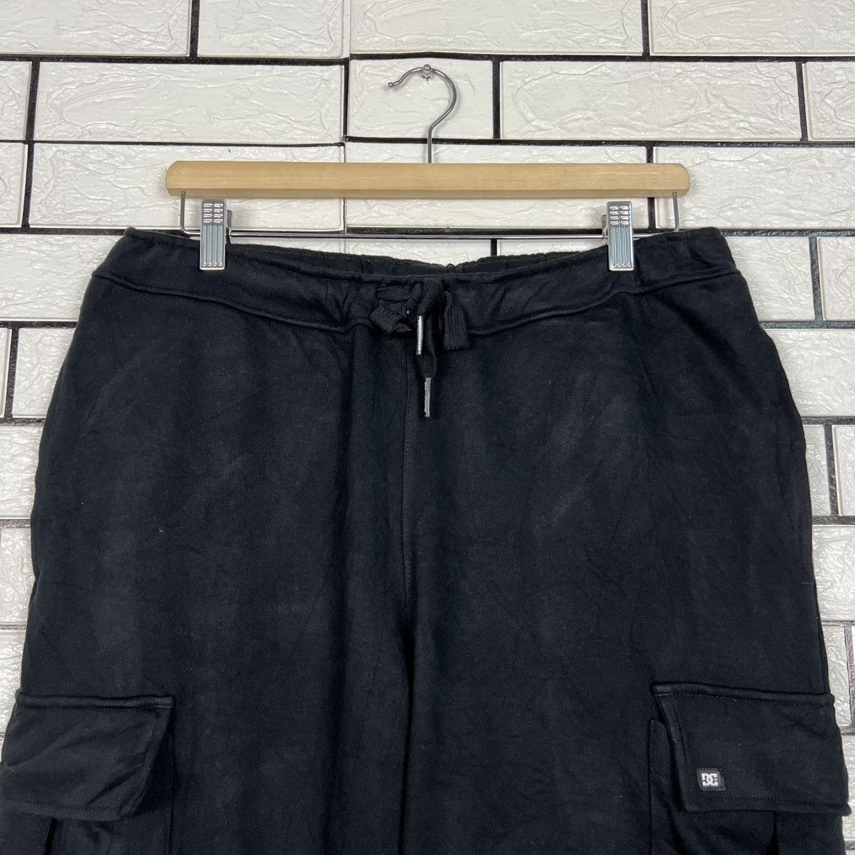DC DC SHOE Black Cargo Sweatpants #4264-C194 Size US 30 / EU 46 - 2 Thumbnail