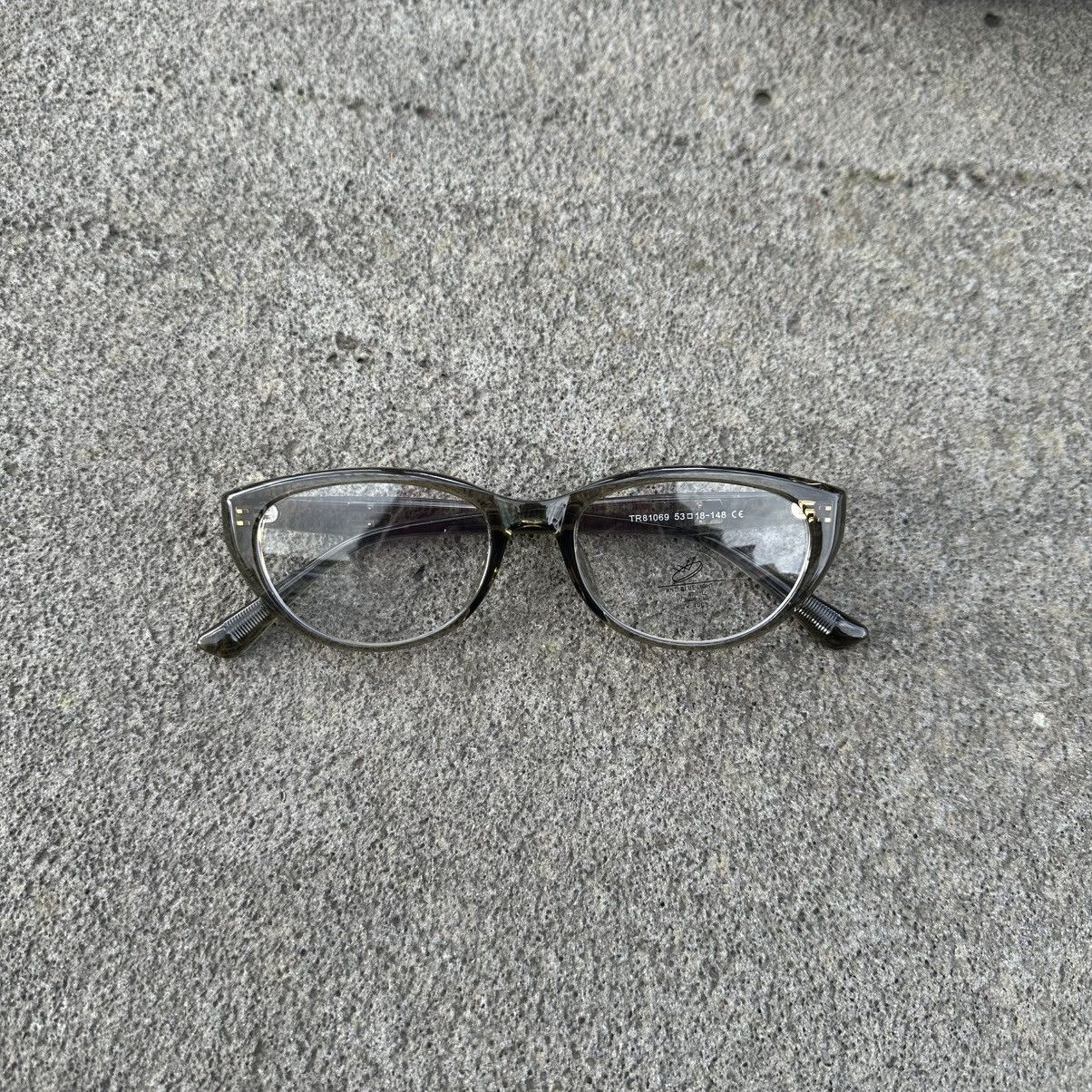 Other GLASSES FRAME BRAND NEW CLASSIC RETRO VINTAGE YT81069-03 Size ONE SIZE - 1 Thumbnail