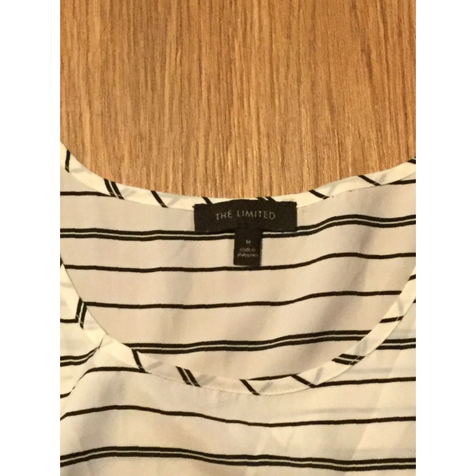 Vintage The Limited Womens Top Blouse with Low Front Pocket Black White Stripe Size M / US 6-8 / IT 42-44 - 3 Thumbnail