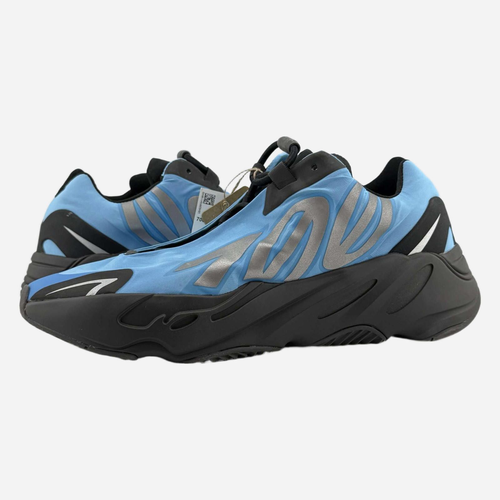 Adidas Adidas Yeezy 700 MNVN Bright Cyan US 9 New with Box GZ3079 Size US 9 / EU 42 - 1 Thumbnail