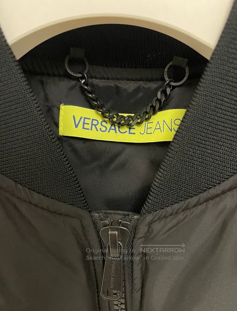 Versace Versace Black and gold down jacket Size US S / EU 44-46 / 1 - 5 Thumbnail