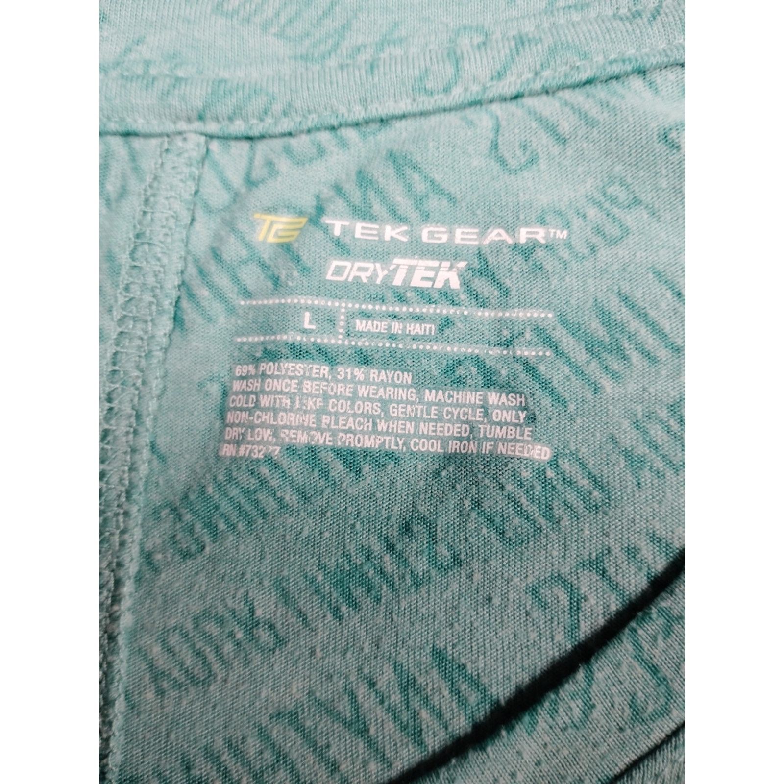 Tek Gear tek gear Mint Green V-Neck Short Sleeve Tee Size L / US 10 / IT 46 - 2 Thumbnail