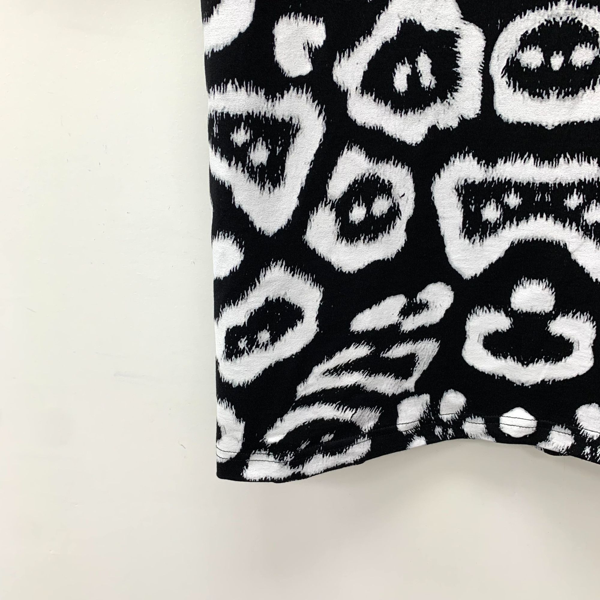 Givenchy Black & White Star Graffiti Print Cotton Round-Neck
