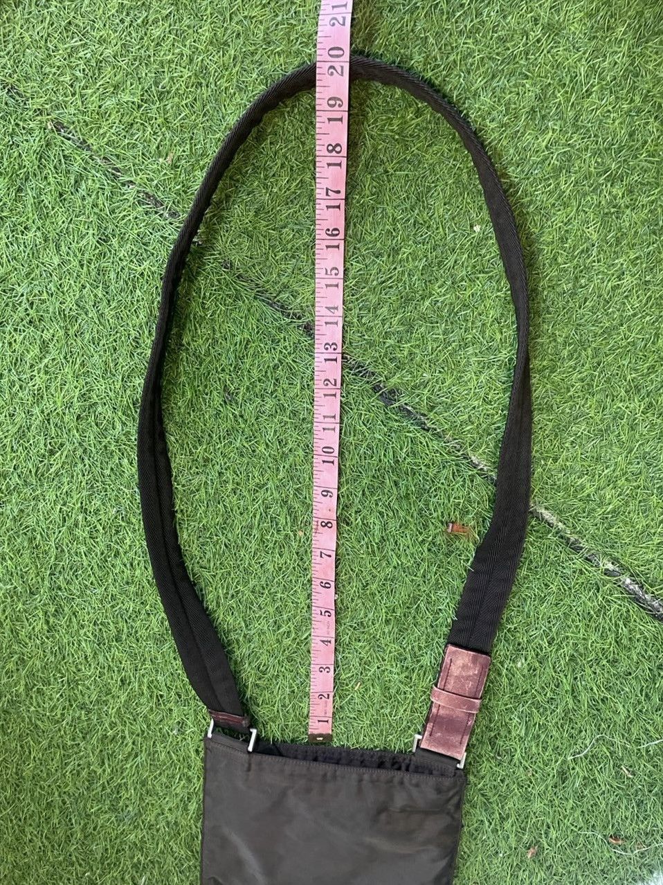 Prada Authentic Vintage Prada Tessuto Nyalon Crossbody Bag Size ONE SIZE - 5 Thumbnail