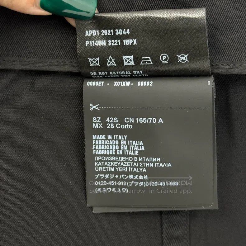 Prada Prada SizeS Black metallic button skirt Size 42" / US 20 - 6 Thumbnail