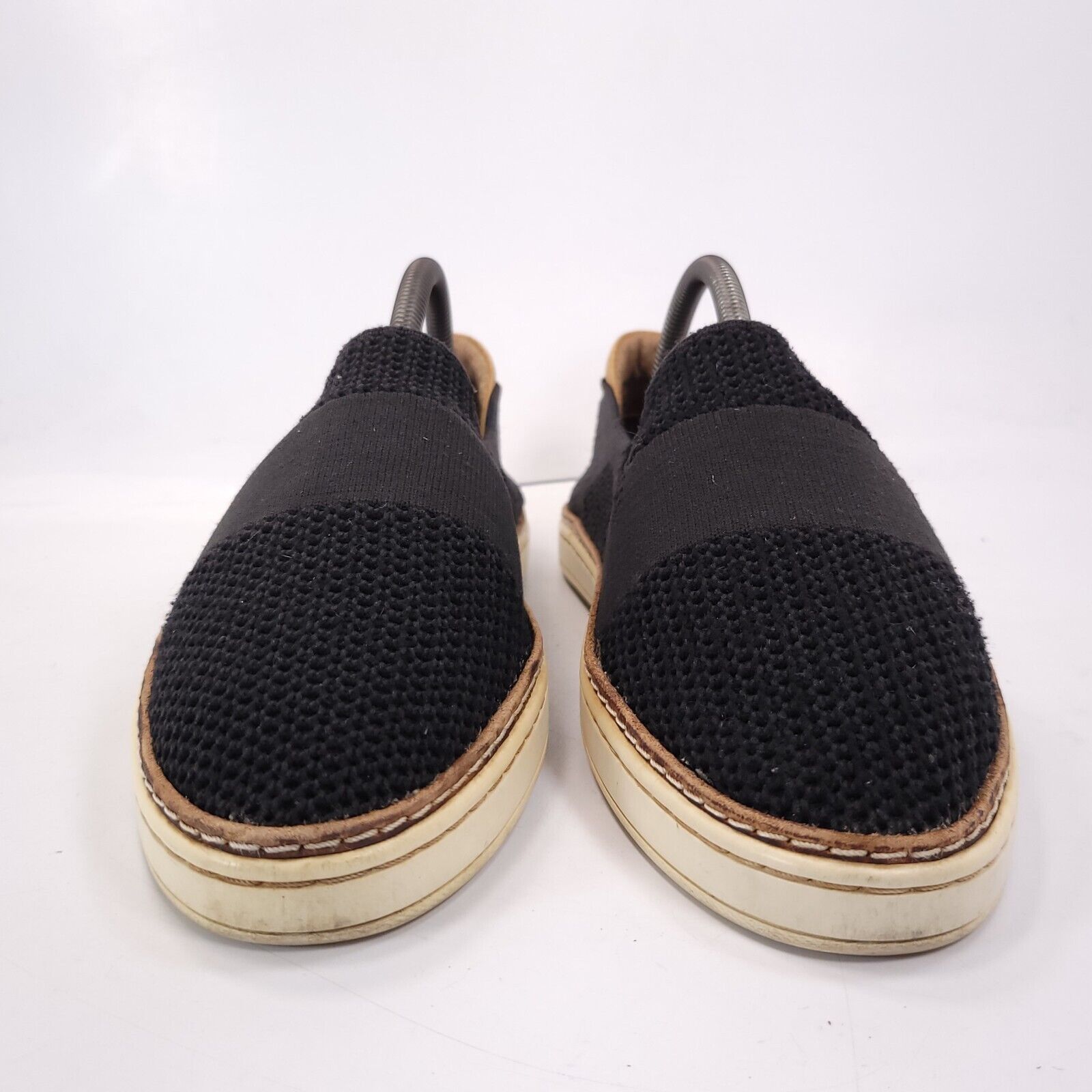Ugg UGG Sammy Sneaker Shoe Womens Size 9 1016756 Black White Size US 9 / IT 39 - 2 Thumbnail