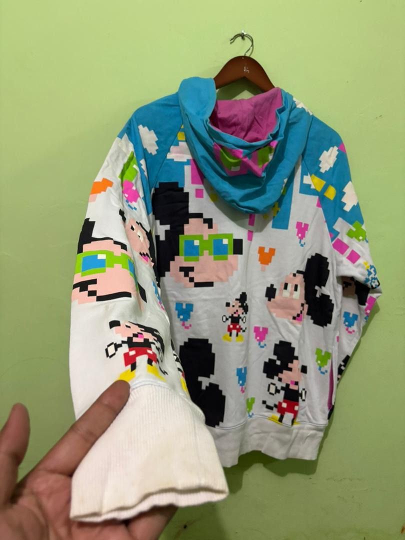 Disney VTG Mickey Mouse Fullprint Sweater Hoodies Multicolor Design Size US XL / EU 56 / 4 - 8 Thumbnail