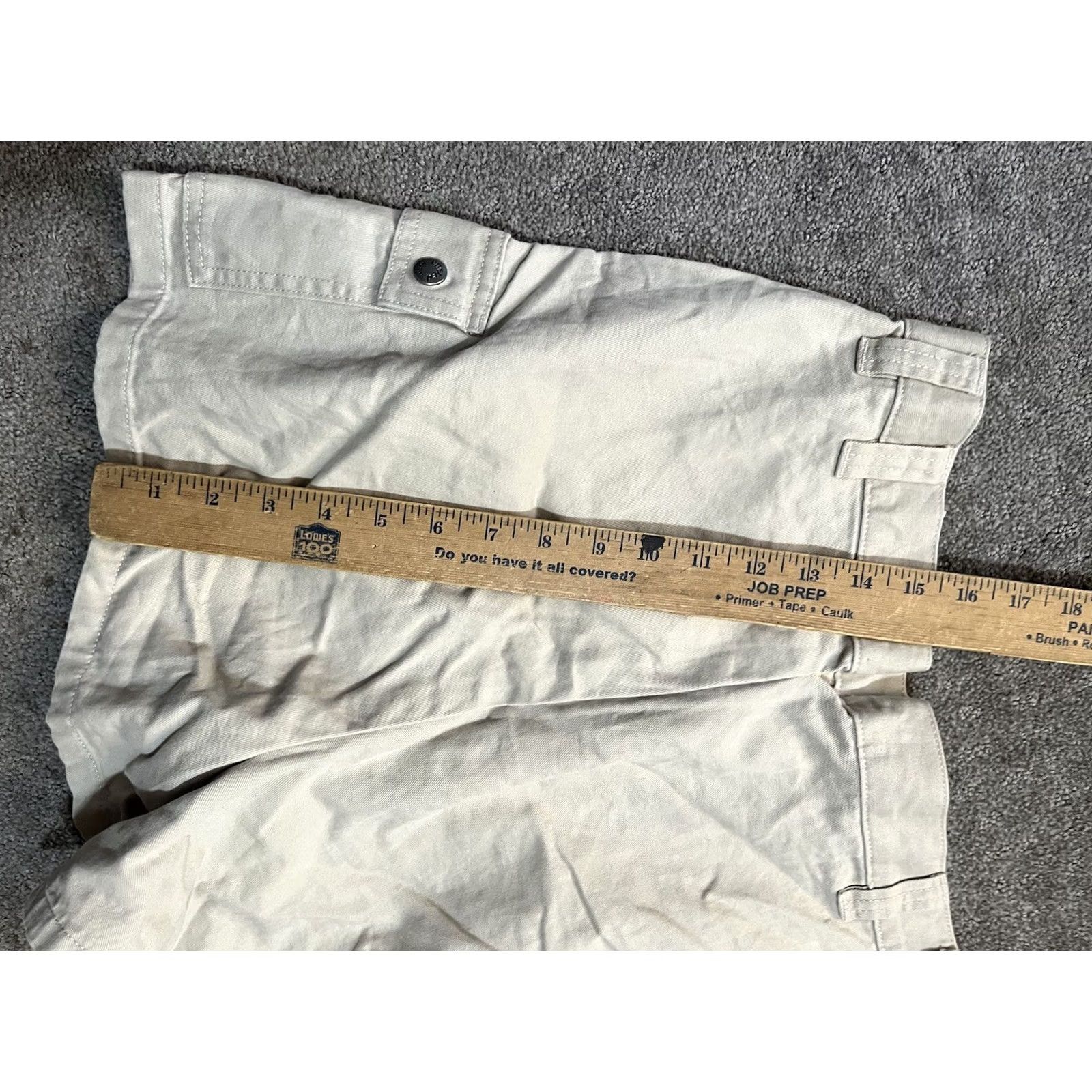 Lee VINTAGE Lee Women's High Waisted Beige Jean Utility Cargo Shorts 12M 90s Y2K Beige Denim Cotton Blend Pockets Stonewashed Spring Summer Womens Brown? Size 34" / US 12 / IT 48 - 5 Thumbnail
