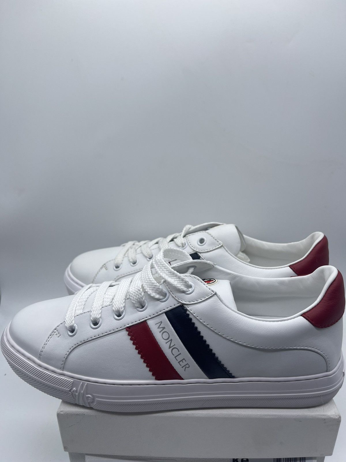 Moncler Moncler Ariel trainers size eu 40 Size US 10 / IT 40 - 4 Thumbnail
