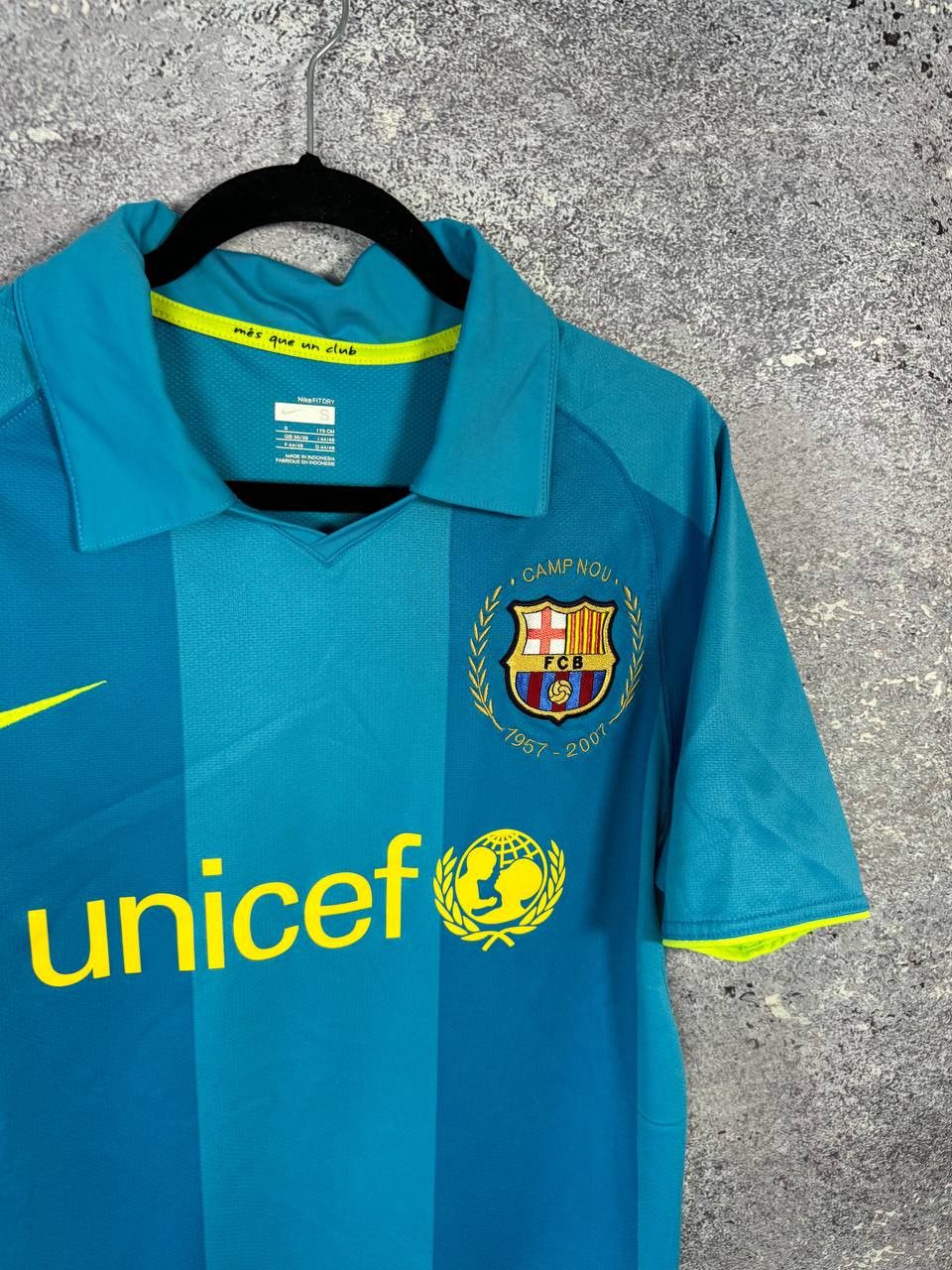 Nike Vintage FC Barcelona 2007/08 Nike Soccer Jersey Size US S / EU 44-46 / 1 - 4 Thumbnail