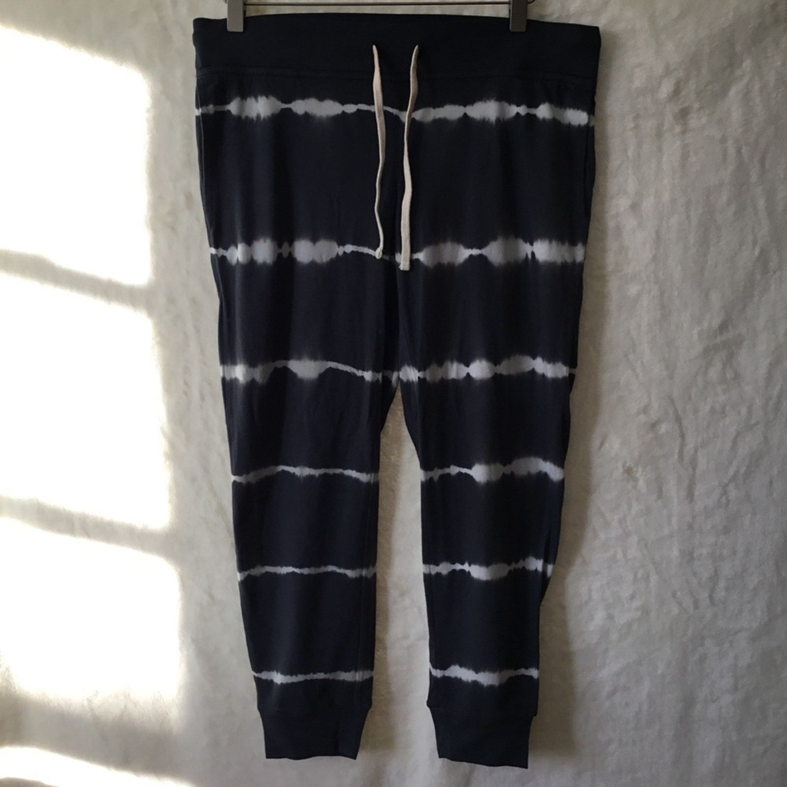Other J. Jill Navy and White Tie-Dye Joggers Size 26" / US 2 / IT 38 - 1 Thumbnail
