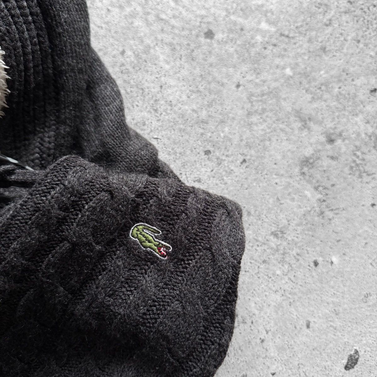 Lacoste Lacoste Vintage Womens Cable Knit Cardigan Hooded Black Size M / US 6-8 / IT 42-44 - 5 Thumbnail