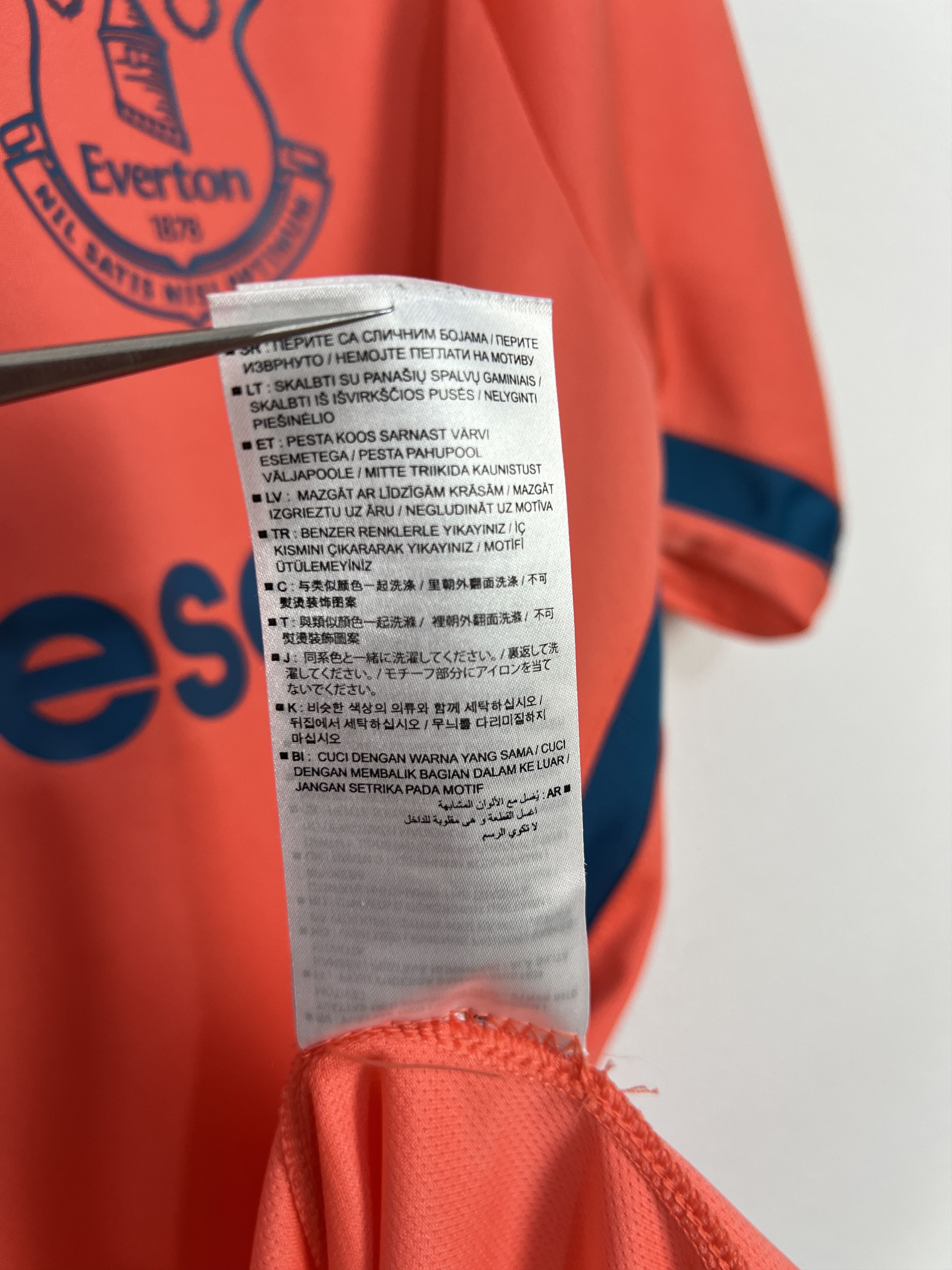 Umbro Everton Away football shirt 2019 Soccer Umbro Jersey Size US L / EU 52-54 / 3 - 9 Thumbnail