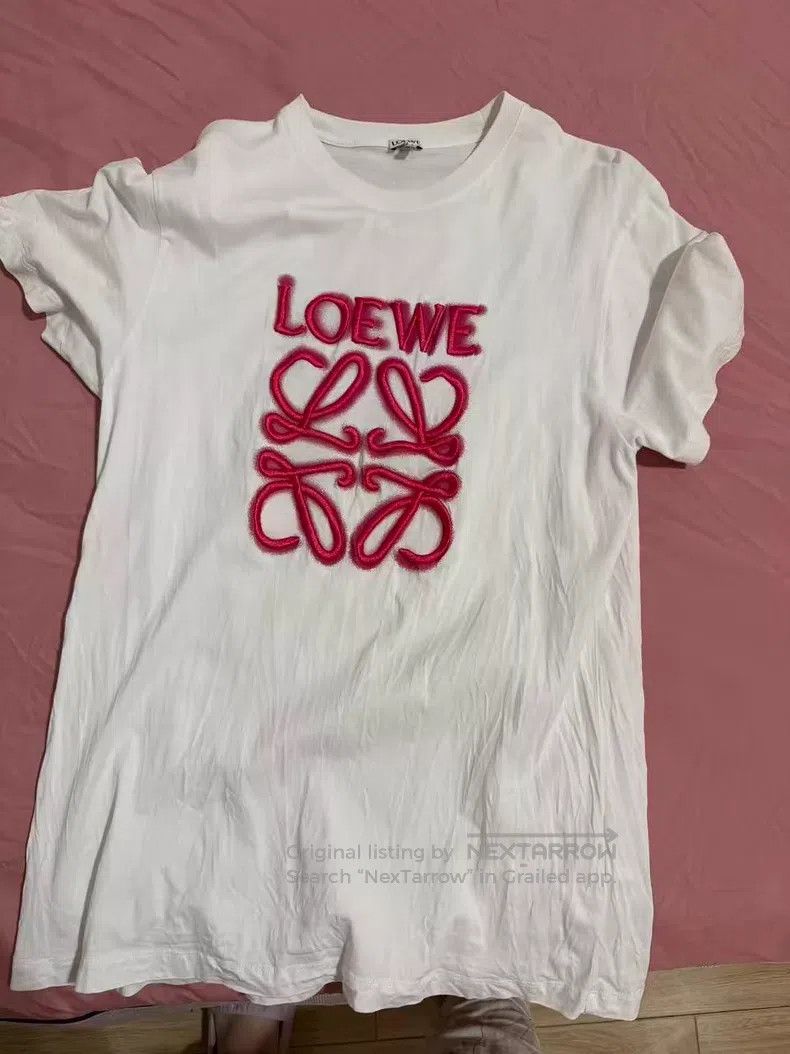 Loewe Loewe Neon Pink Logo Embroidered Short Sleeve T-Shirt, Whi Size L / US 10 / IT 46 - 2 Thumbnail
