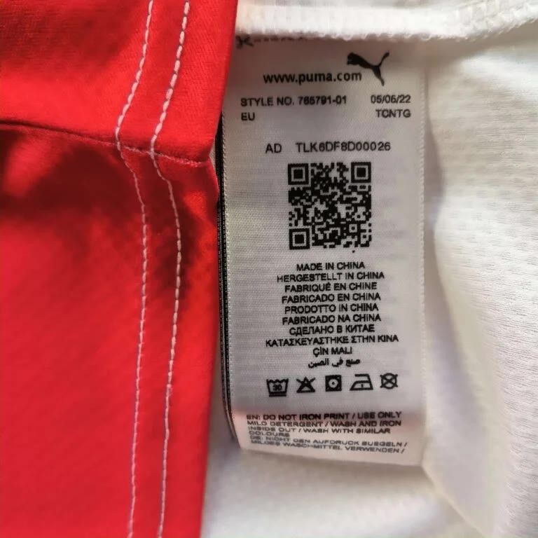 Puma NEW Slavia Praha 2022-23 Puma home football jersey size S Size US S / EU 44-46 / 1 - 6 Thumbnail