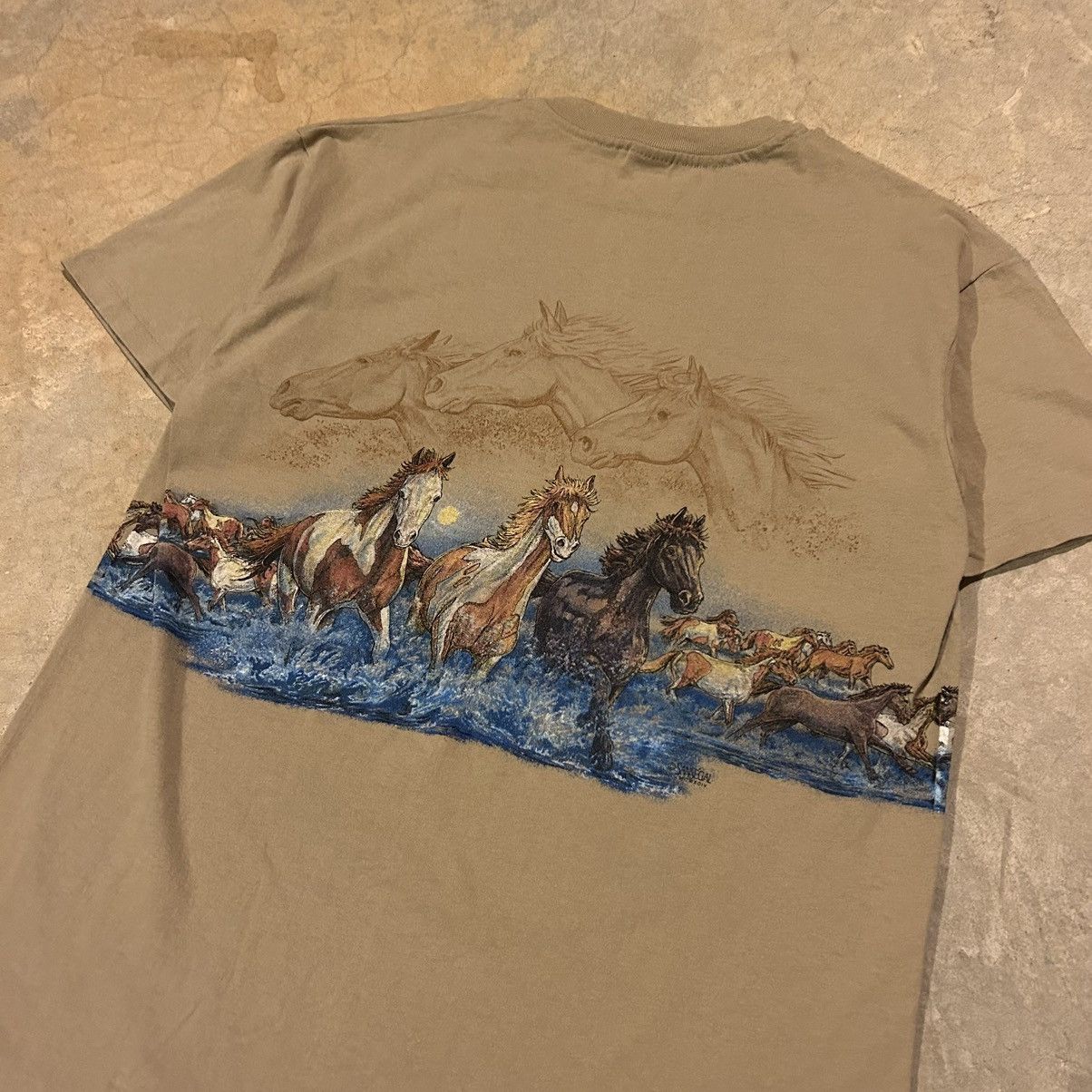 Vintage Crazy Vintage 90s Corolla Horses Wrap Around Tee Size US XL / EU 56 / 4 - 6 Thumbnail