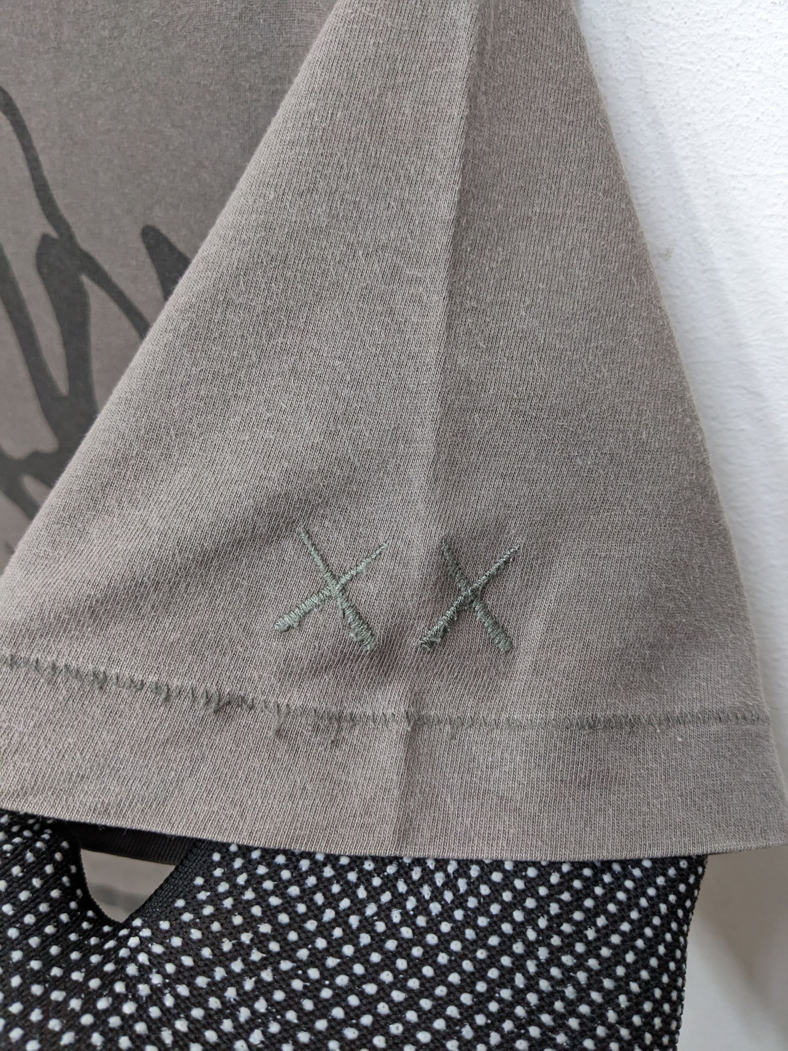 Kaws × Peanuts Kaws X Peanuts X Japanese Brand UNIQLO Tshirt Size US M / EU 48-50 / 2 - 4 Thumbnail