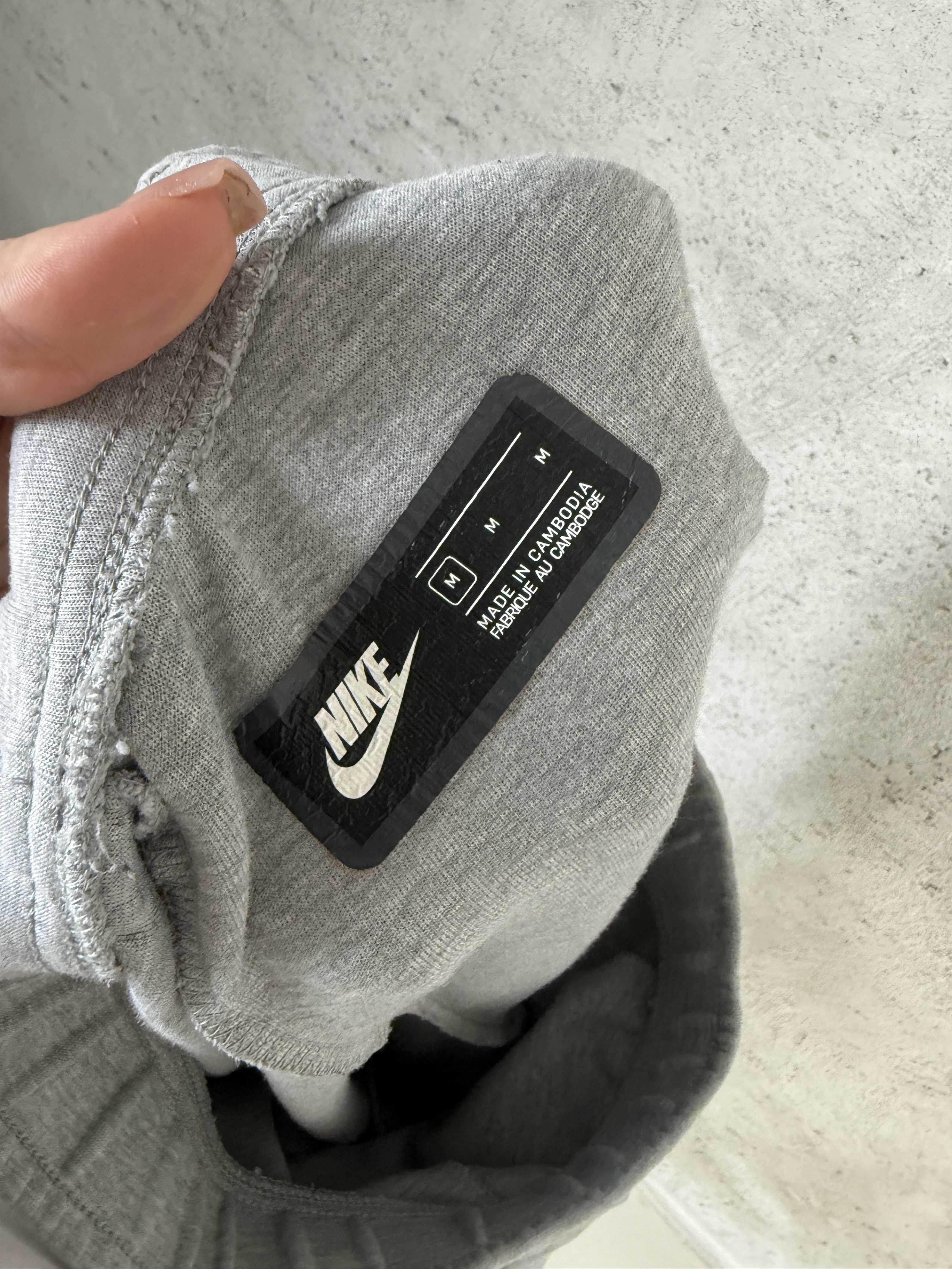 Nike Nike tech fleece sweatpants joggers drip trap skate Size US 30 / EU 46 - 4 Thumbnail