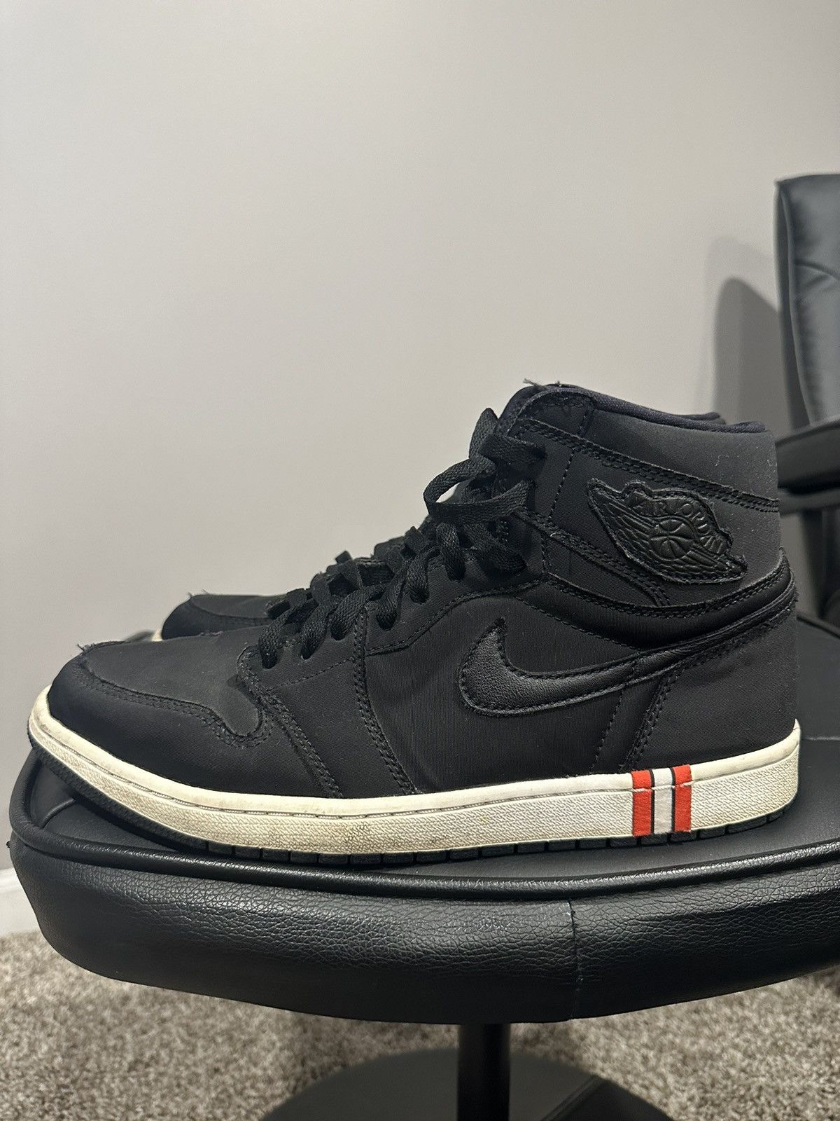 Jordan Brand PSG Jordan 1 Size US 11.5 / EU 44-45 - 3 Thumbnail
