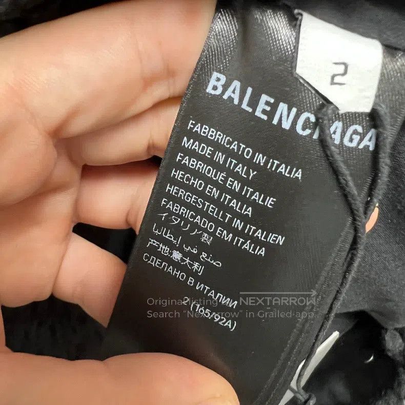 Balenciaga Balenciaga Black chest embroidered logo lamb fur teddy bea Size US M / EU 48-50 / 2 - 5 Thumbnail