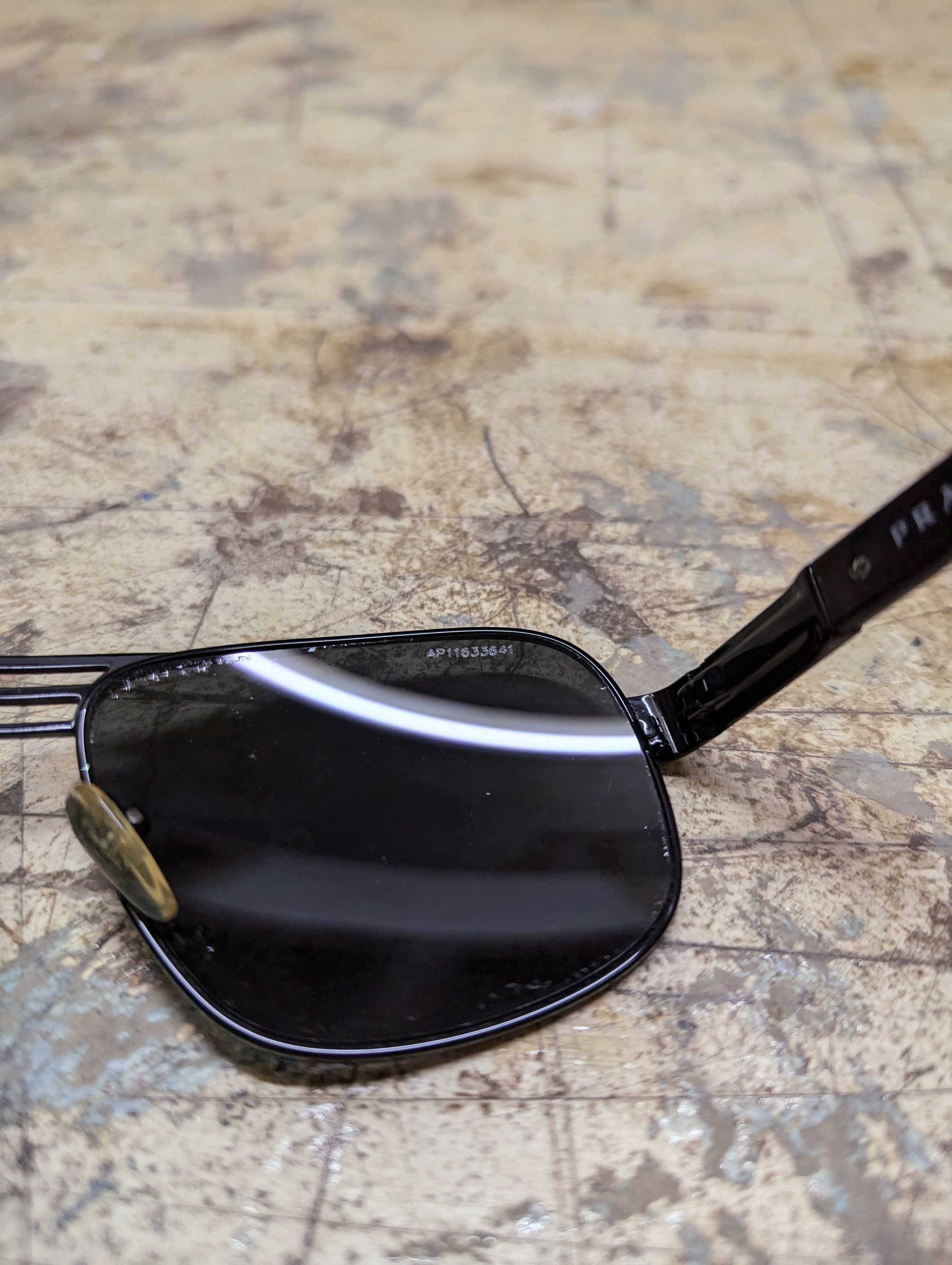 Prada 00s Prada Carbon Pattern Aviator Sunglasses Size ONE SIZE - 10 Thumbnail