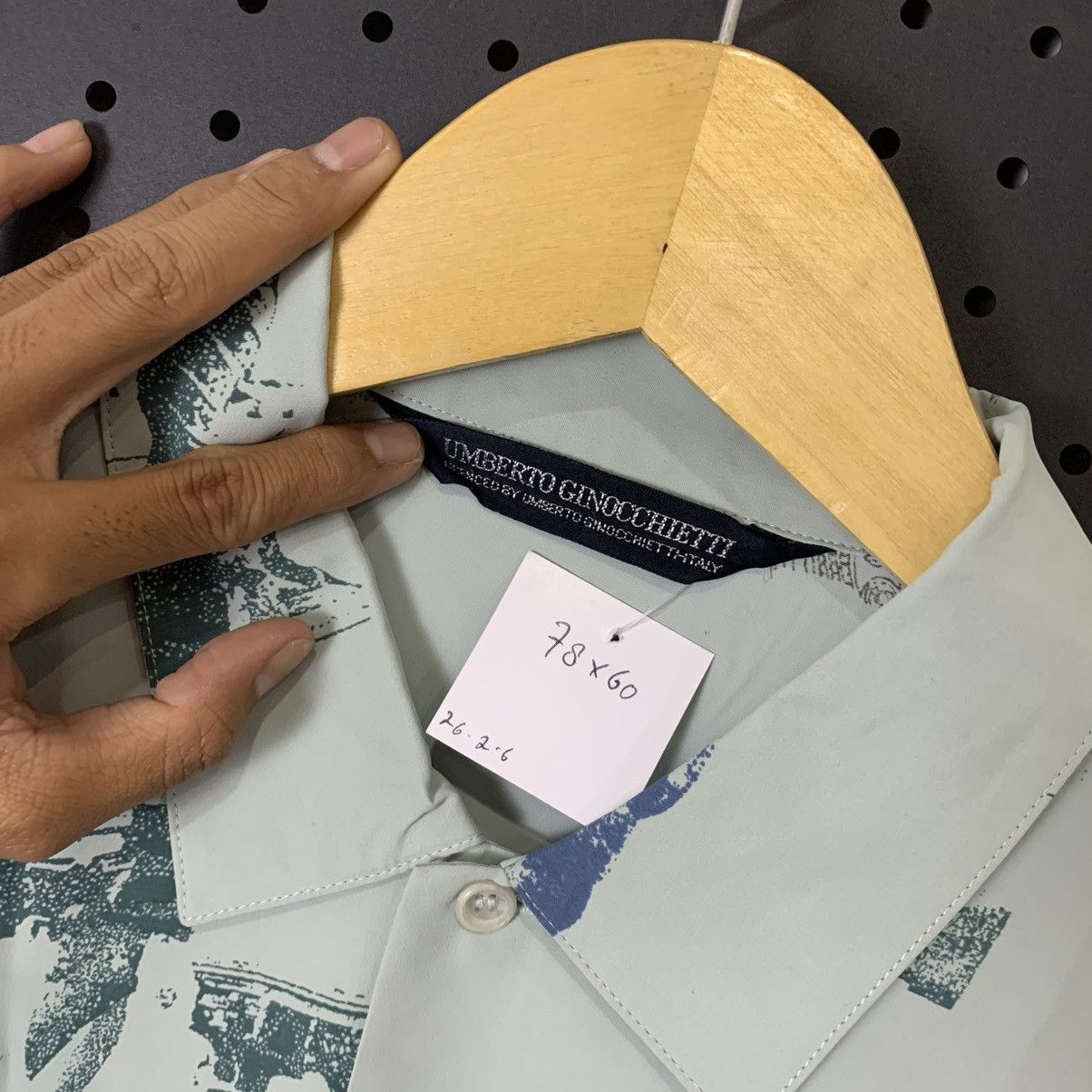 Japanese Brand Umberto Ginocchietti vintage pattern long button shirt Size US XL / EU 56 / 4 - 8 Thumbnail
