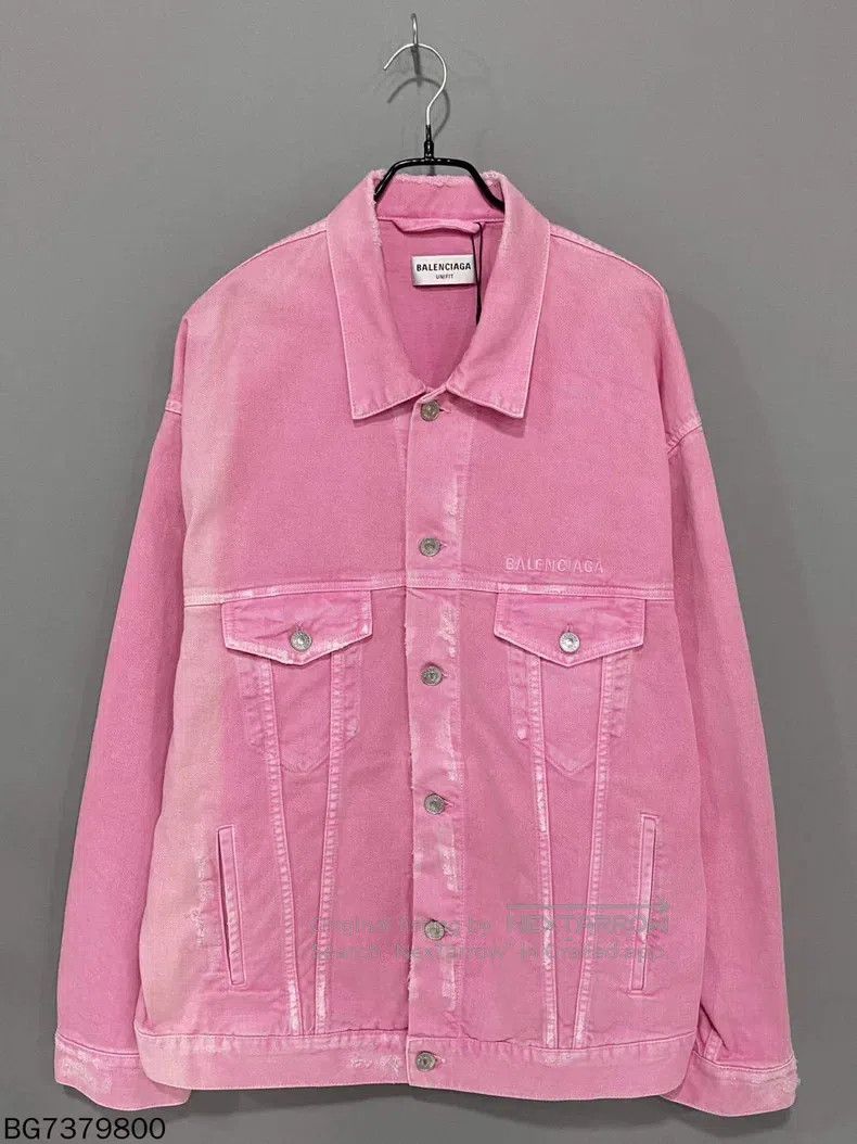 Balenciaga Balenciaga Pink washed denim jacket Size US M / EU 48-50 / 2 - 1 Thumbnail
