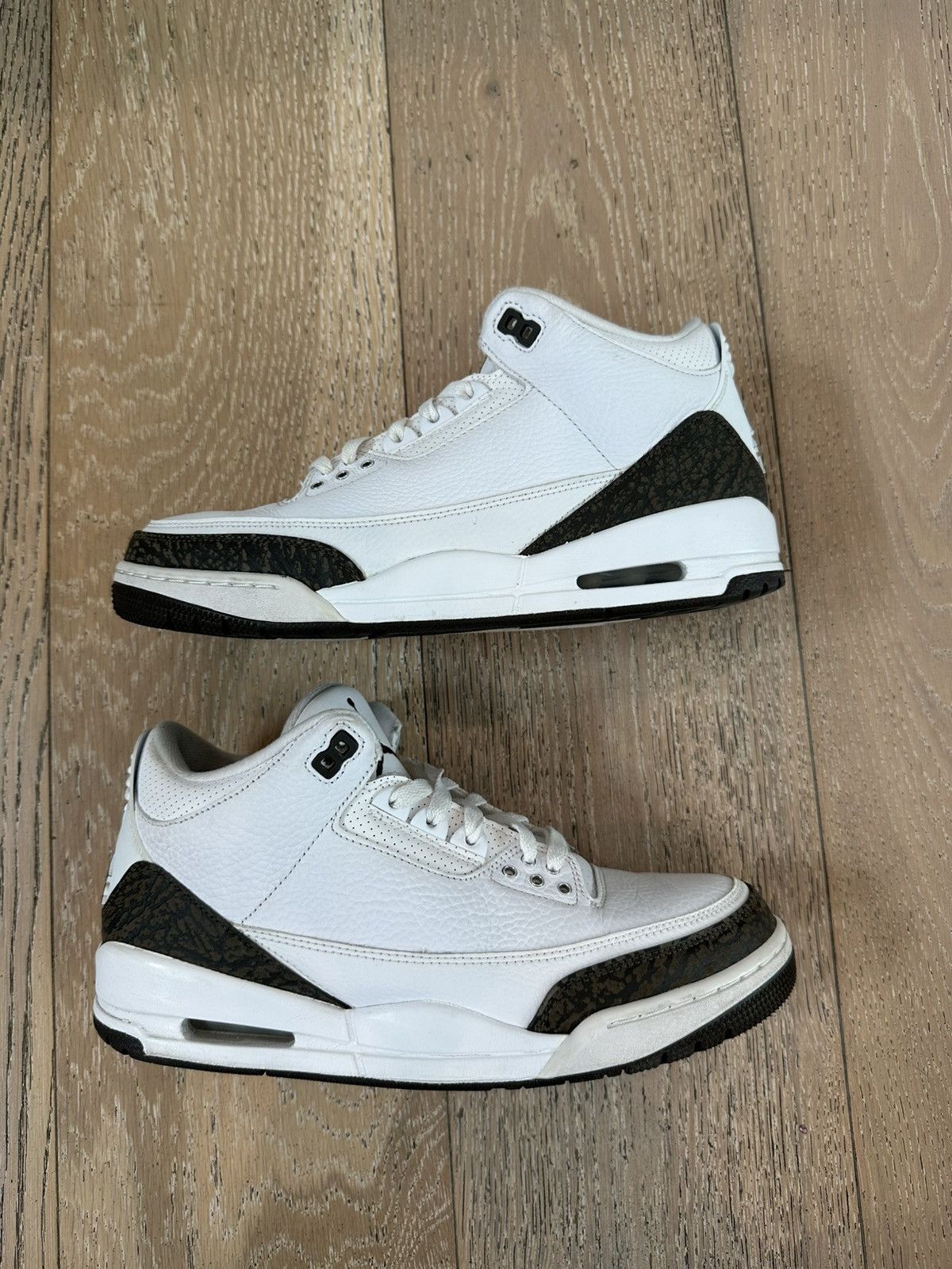 Jordan Brand Jordan 3 Retro Mocha Size US 10 / EU 43 - 4 Thumbnail