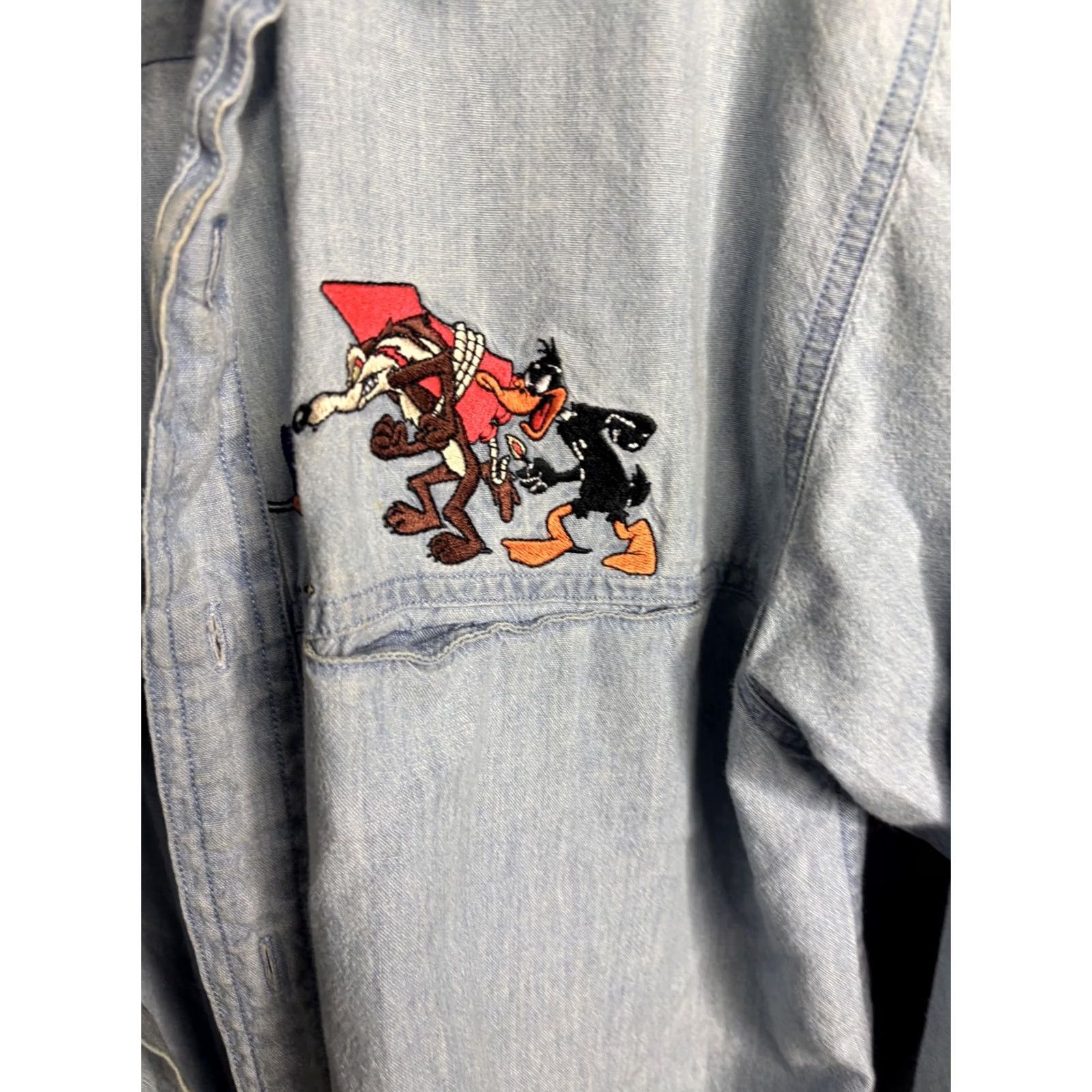 Vintage VINTAGE Warner Bros Studio Store Shirt Mens XS Denim Looney Tunes Embroidered Size US XS / EU 42 / 0 - 3 Thumbnail
