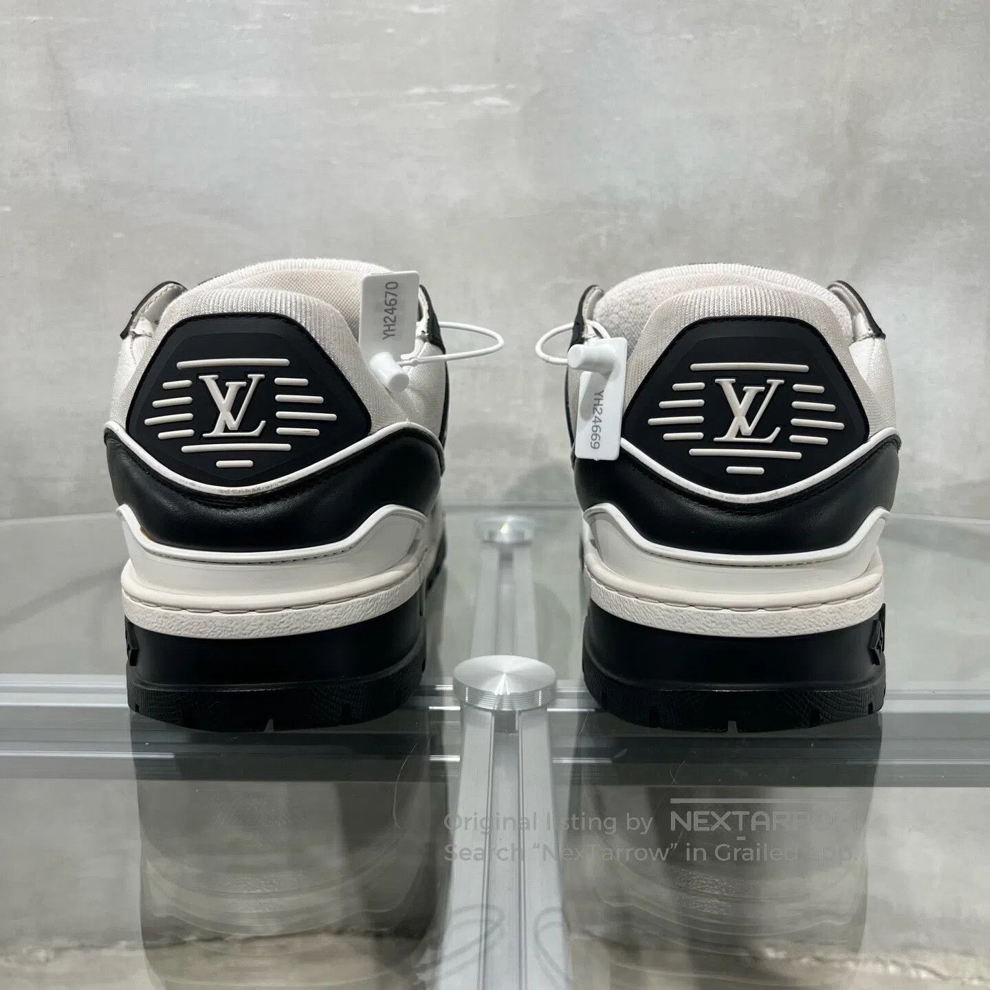 Louis Vuitton Louis Vuitton Trainer: Black-and-white chubby guy shoes Size US 9 / EU 42 - 6 Thumbnail
