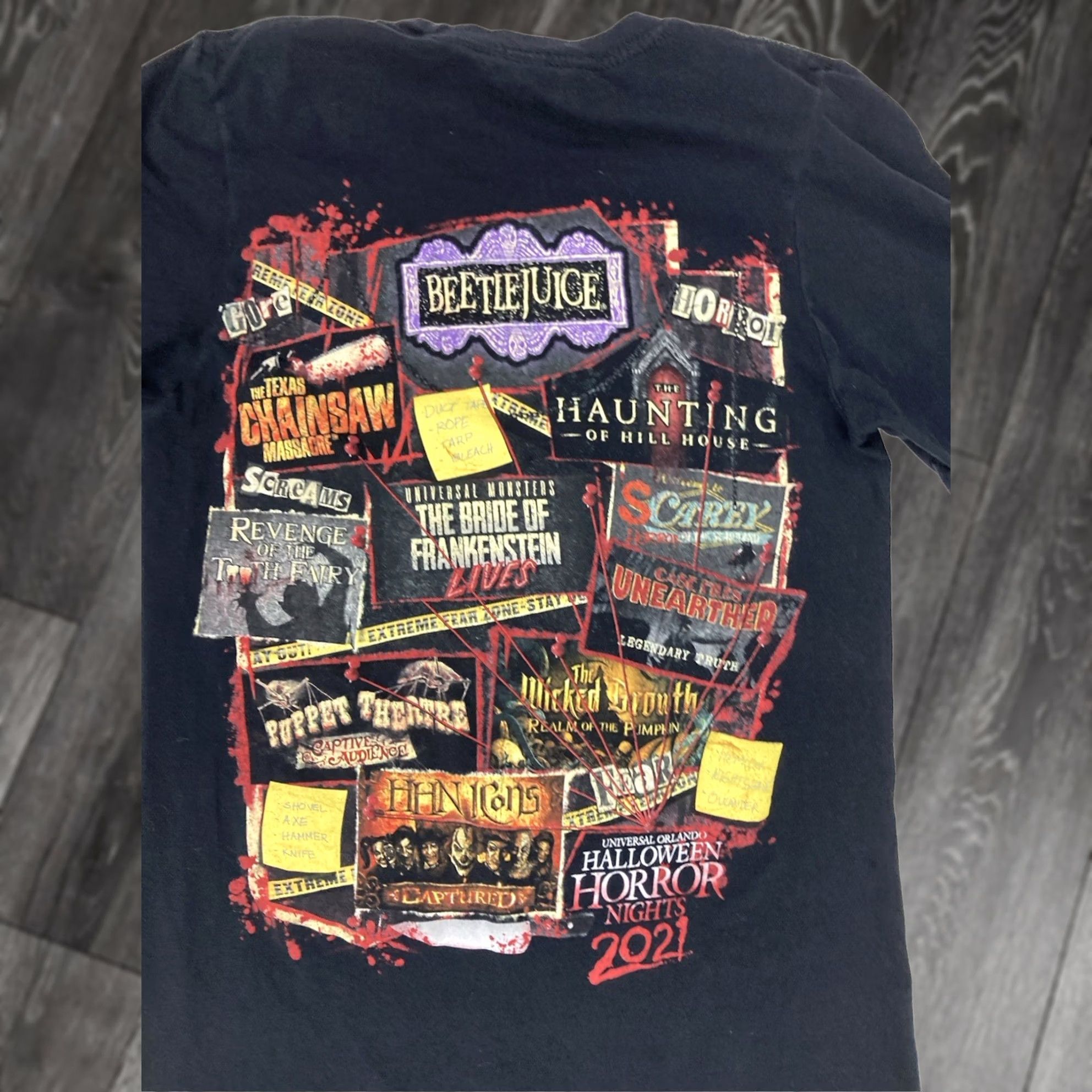 Vintage VINTAGE Universal Studios Halloween Horror Nights 2021 Don't Go Alone T-shirt Women XS Size XS / US 0-2 / IT 36-38 - 1 Thumbnail