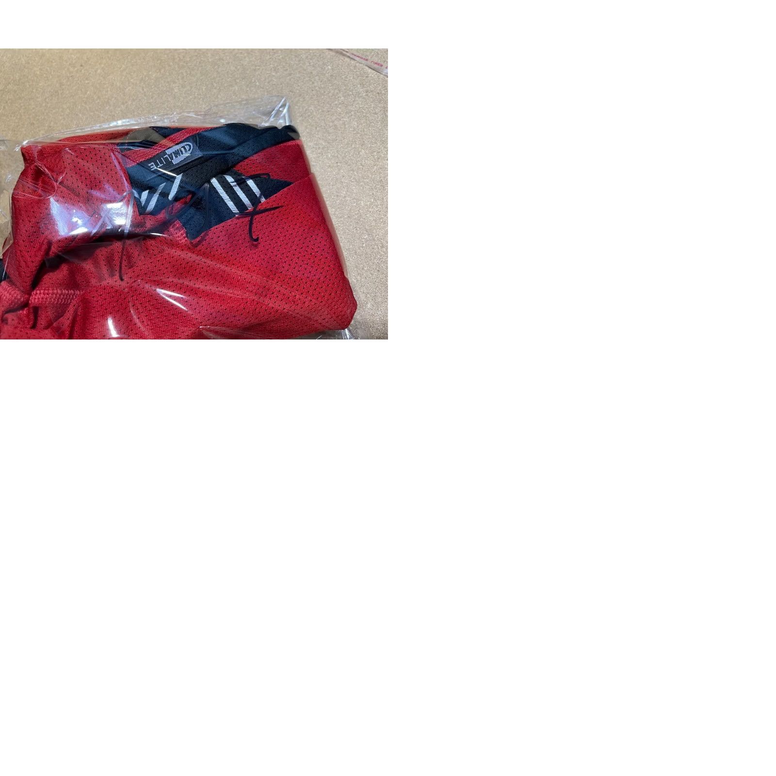 Nike Nike Tank Top Mens Red Vintage 1999 Size M Sleveless Shirt VTG Sport Cropped Sleeveless Breathable Quick Dry Slimfit Practical Activewear Size US M / EU 48-50 / 2 - 9 Thumbnail