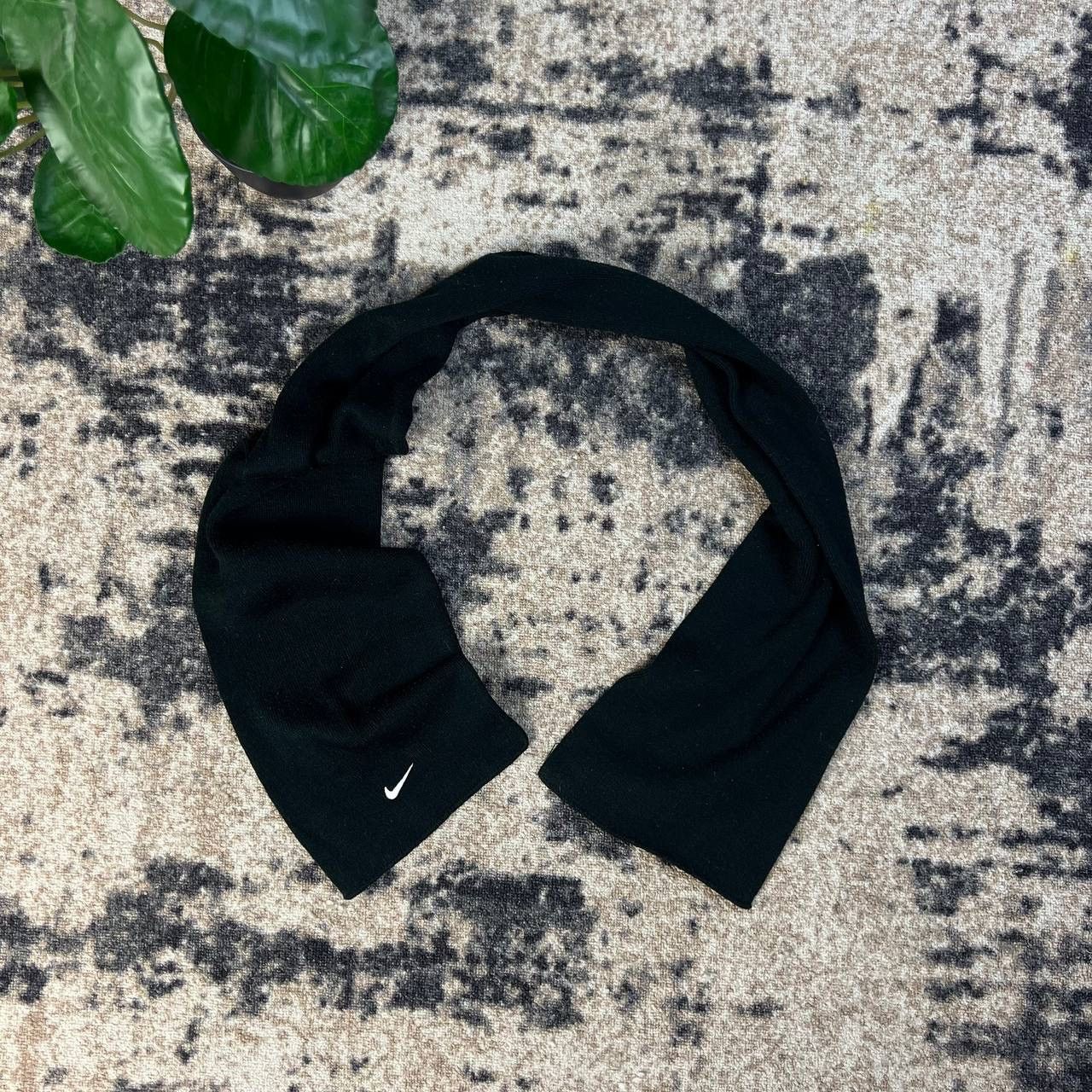 Nike Nike Swoosh Vintage Y2K Scarf Streetwear Style Size ONE SIZE - 1 Thumbnail