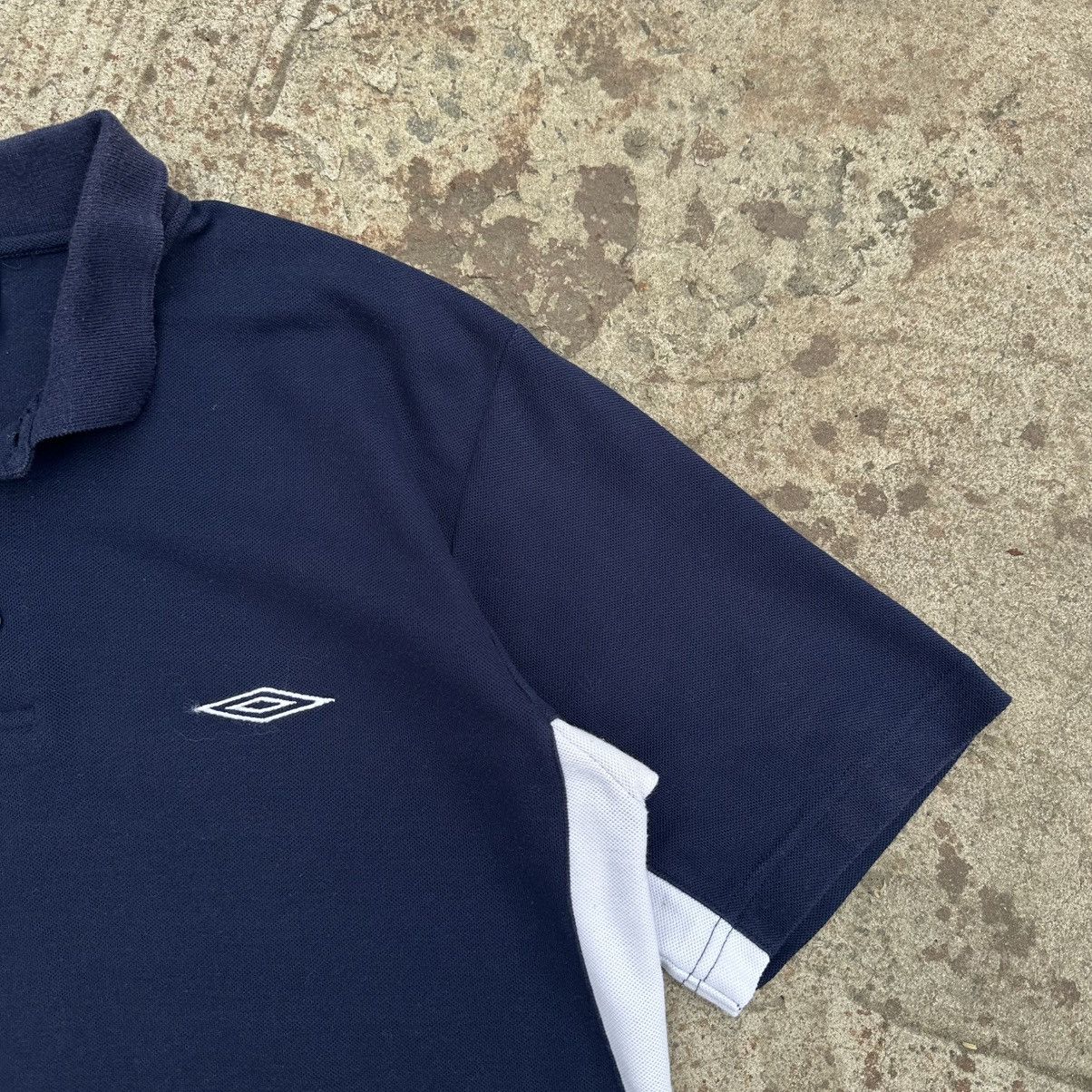 Umbro × Vintage Vintage Umbro Polo Basic Fit Old Money Hype Trend Size US L / EU 52-54 / 3 - 5 Thumbnail