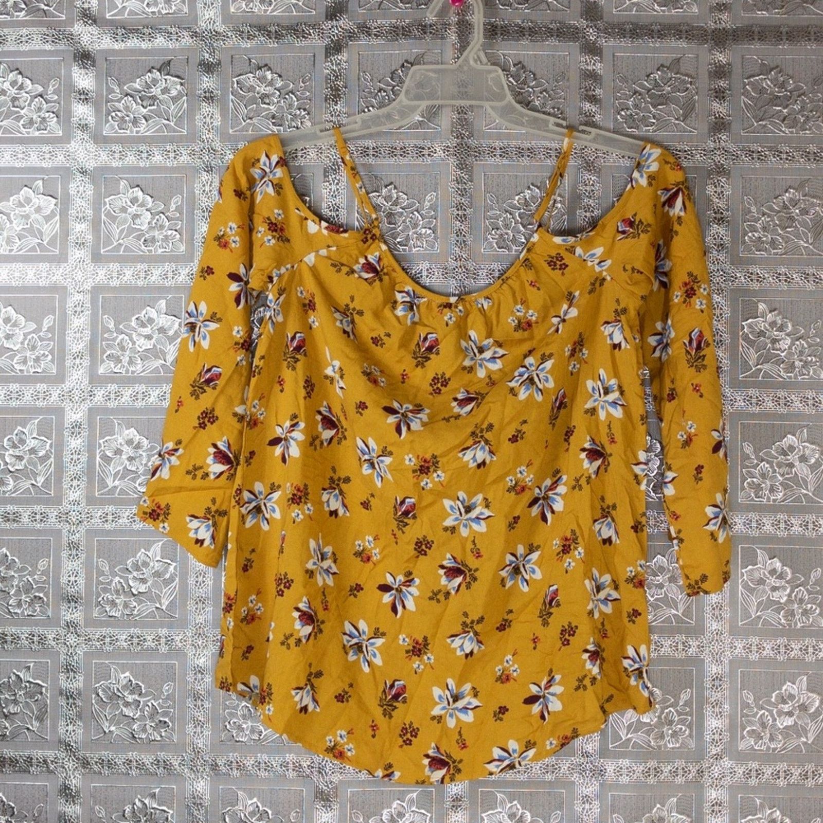Other NWT Pink Rose Floral Print Cold Shoulder Top Size M / US 6-8 / IT 42-44 - 6 Thumbnail
