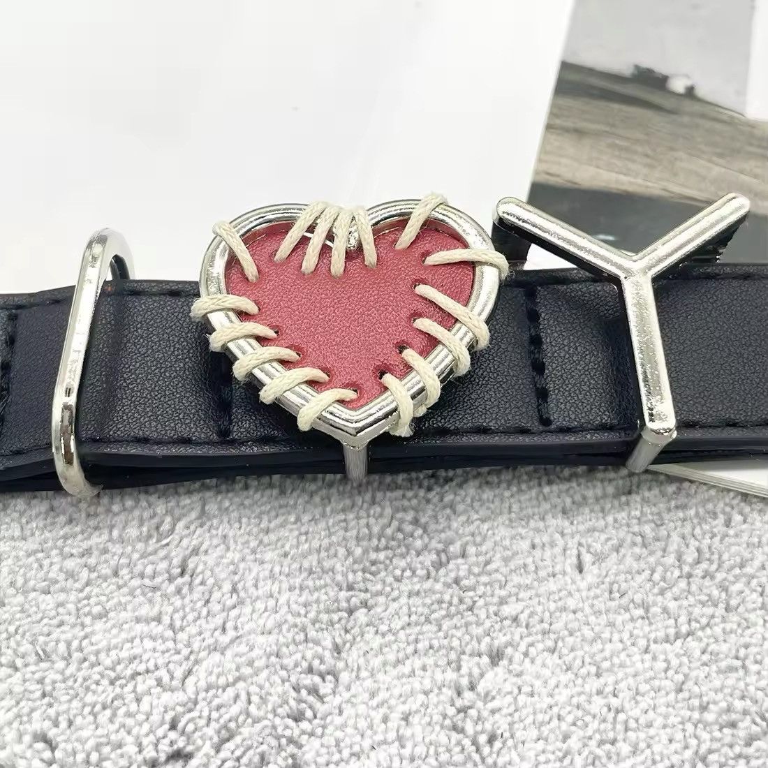 Other Creative Unisex Alloy Red Heart Belt Size ONE SIZE - 5 Thumbnail