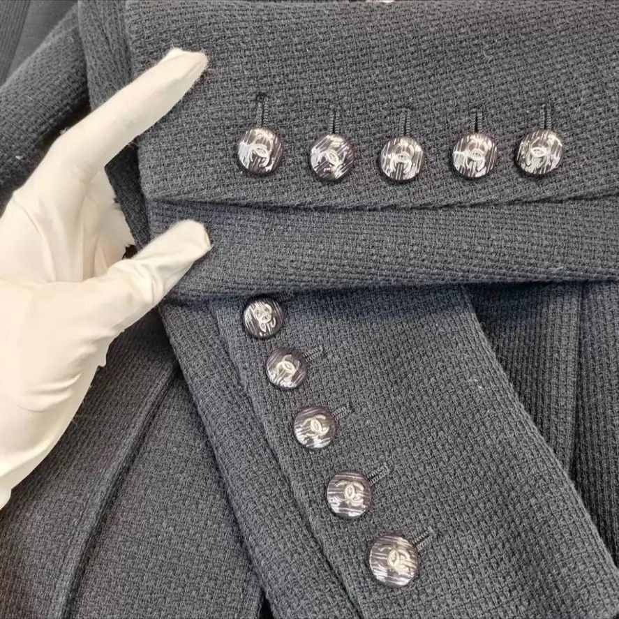Chanel CHANEL 38 Jacket Size S / US 4 / IT 40 - 3 Thumbnail