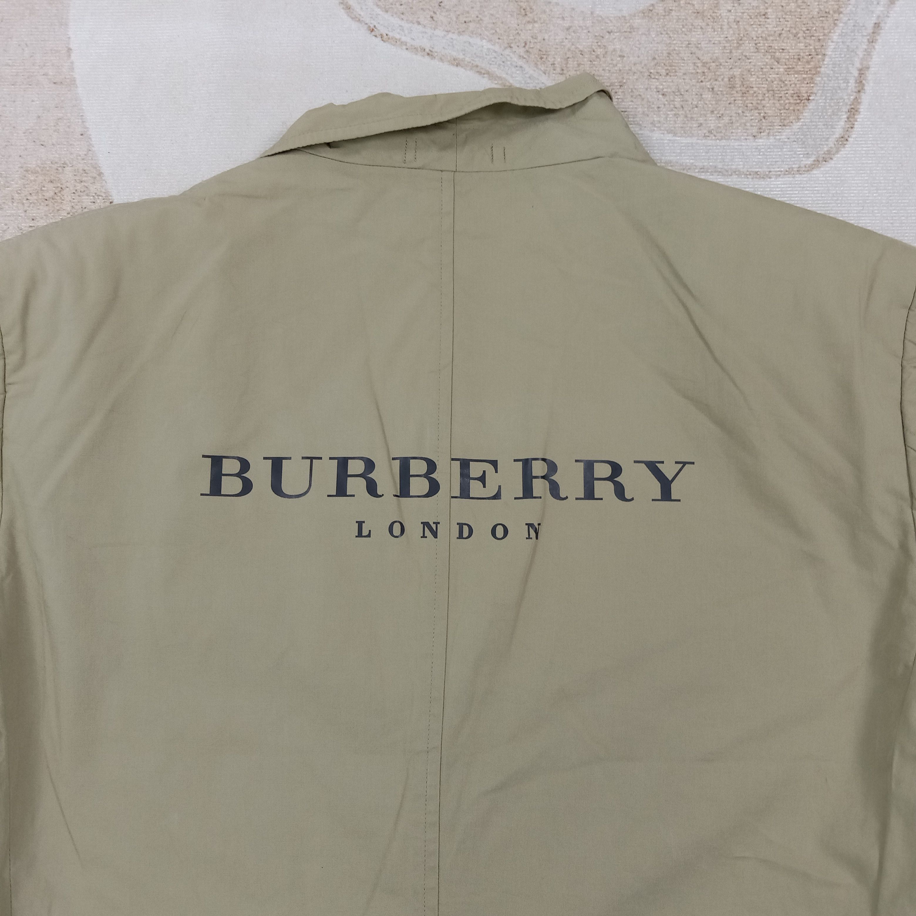 Burberry Burberry London Designer Blazer Jacket C277N19 Size US M / EU 48-50 / 2 - 2 Thumbnail