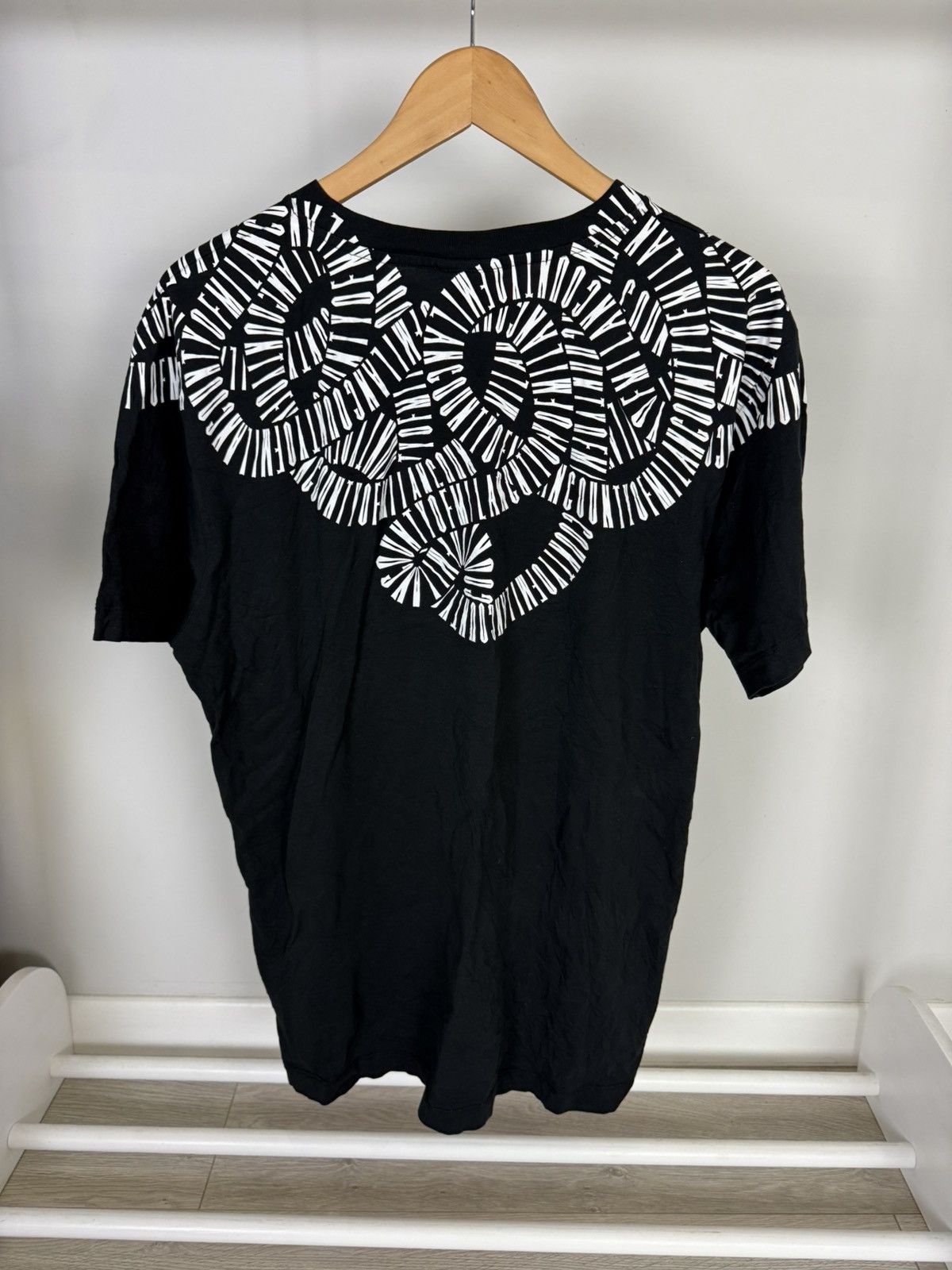 Marcelo Burlon Marcelo Burlon Snake Wings T Shirt Size US L / EU 52-54 / 3 - 3 Thumbnail