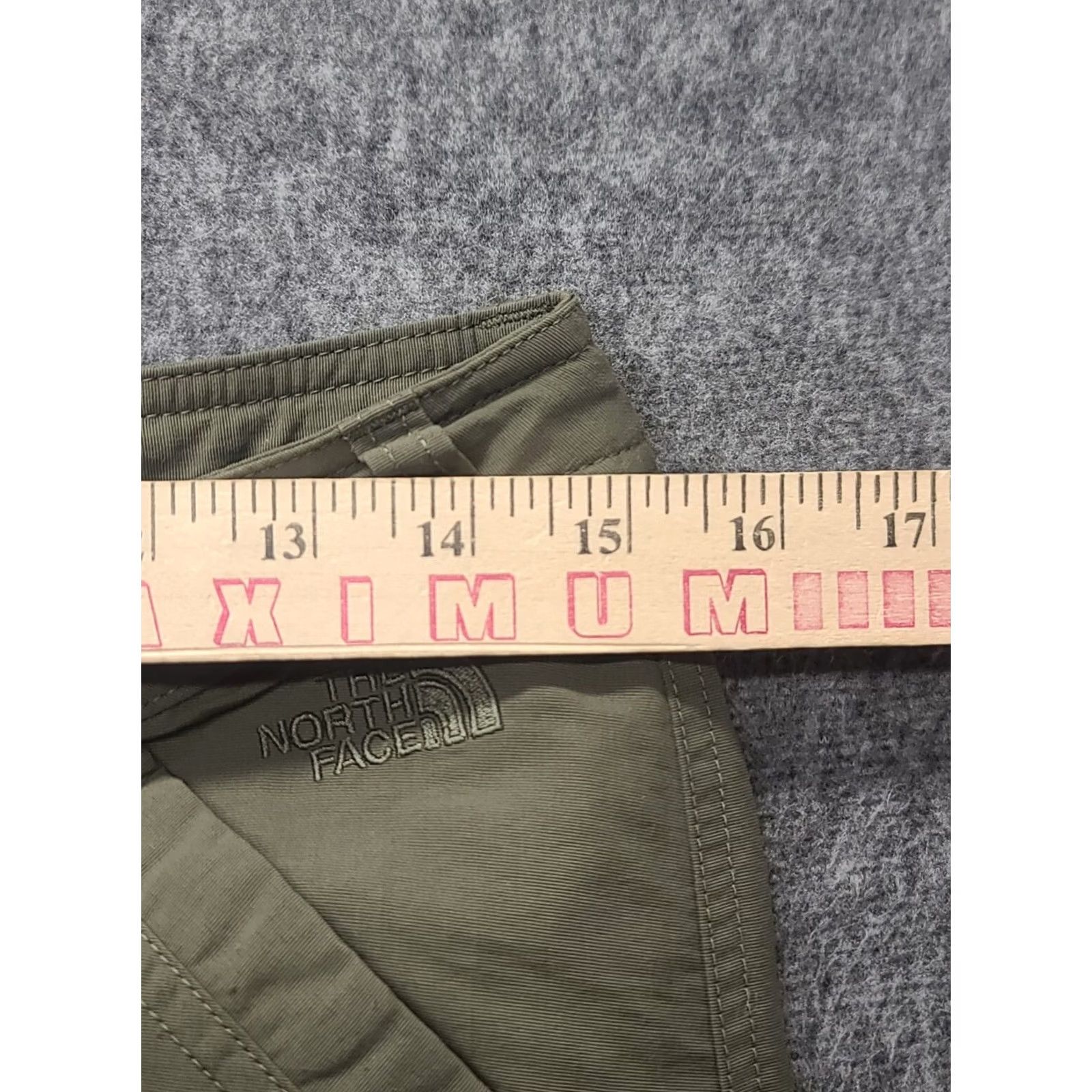 The North Face The North Face Capris Womens 8 Relaxed Fit Wide-Leg Cargo Hiking Gorpcore Pants Size ONE SIZE - 5 Thumbnail