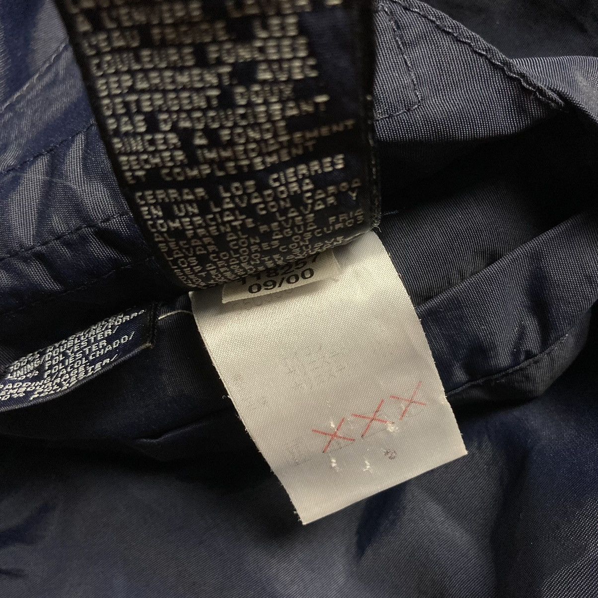 Tommy Hilfiger VINTAGE TOMMY HILFIGER REVERSIBLE ZIPPER JACKET Size US L / EU 52-54 / 3 - 19 Thumbnail