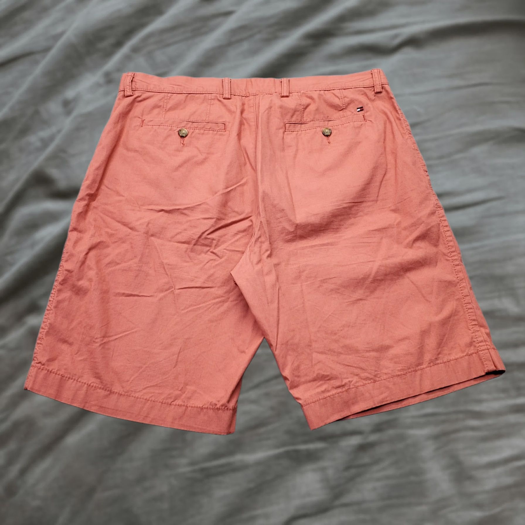 Tommy Hilfiger Tommy Hilfiger Mens Chino Shorts 36 Red Flat Front Slash Pocket Outdoor Casual Summer Size US 36 / EU 52 - 1 Thumbnail