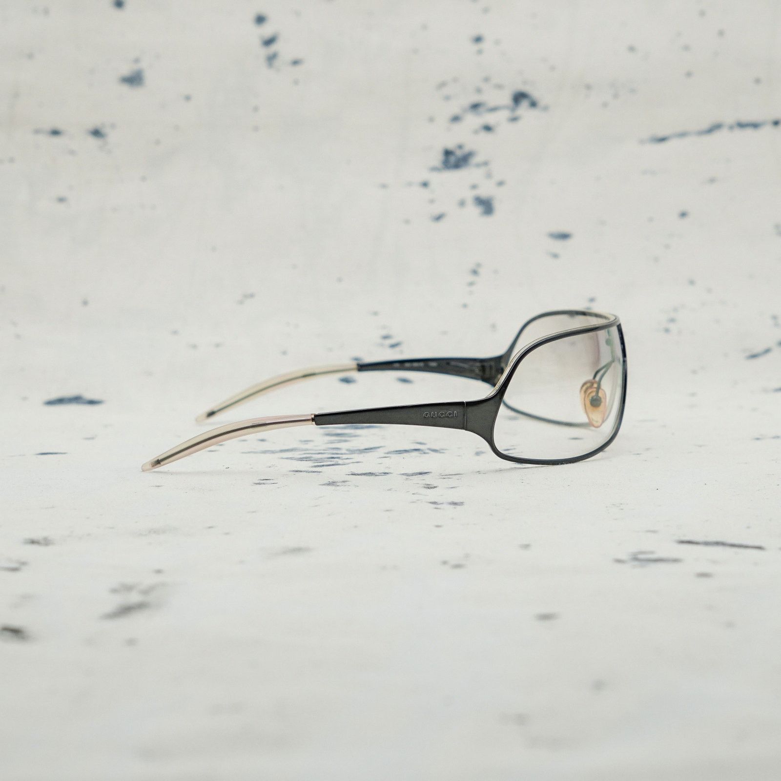 Gucci Gucci 1661 black wraparound mask shield logo y2k sunglasses Size ONE SIZE - 3 Thumbnail