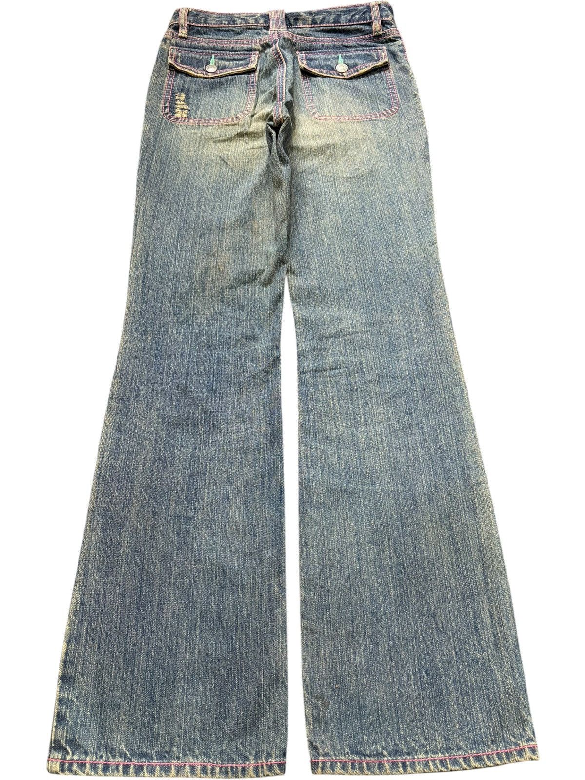 Uniqlo Vintage Japanese Uniqlo Rusty Mud Wash Distress Flare Jeans Size 26" / US 2 / IT 38 - 2 Thumbnail