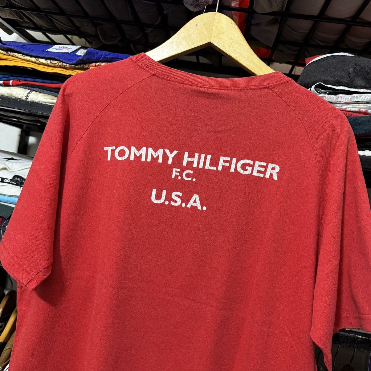 Tommy Hilfiger Vintage tommy hilfiger football club t shirt Size US M / EU 48-50 / 2 - 6 Thumbnail
