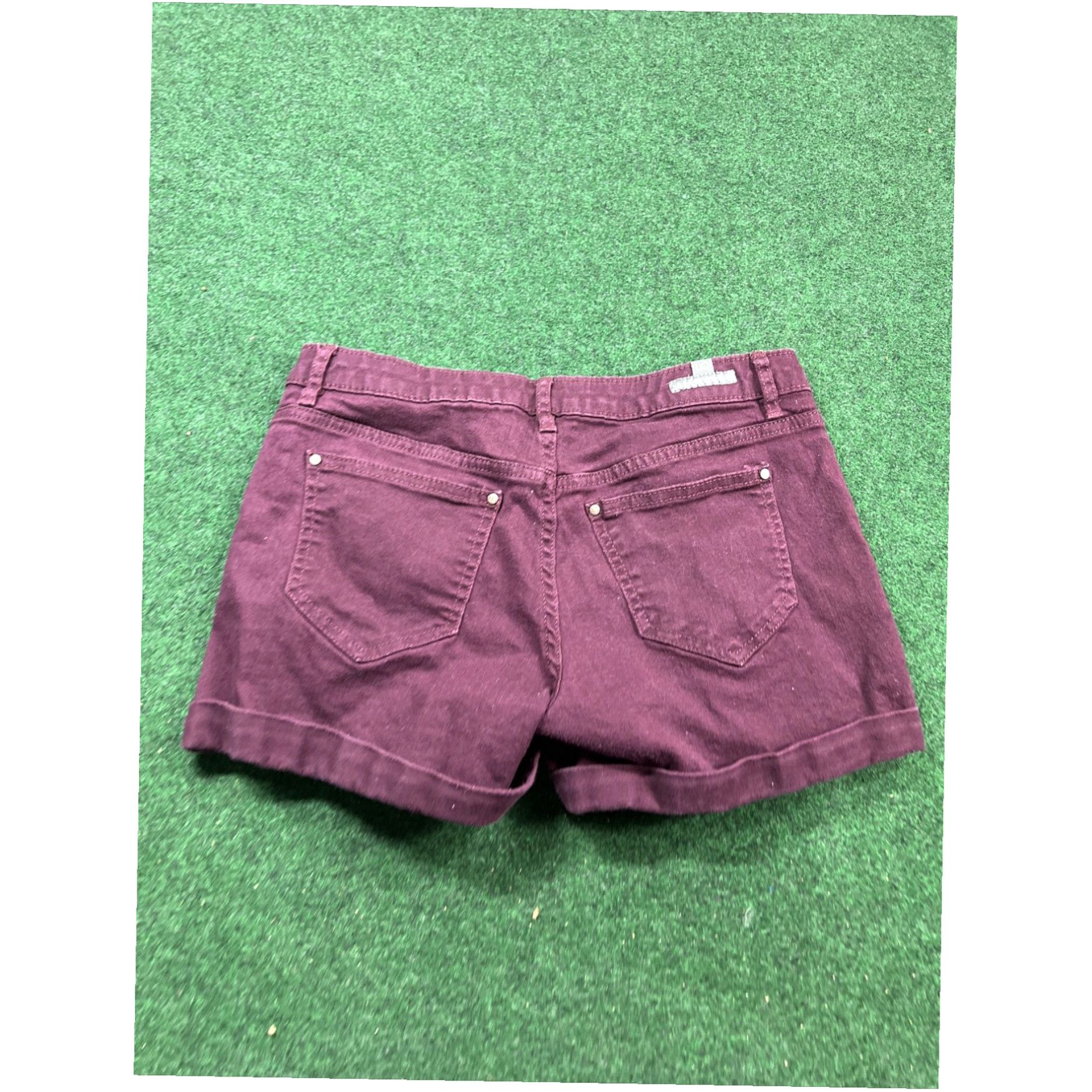 Vintage LC Lauren Conrad Women's Jean Shorts Red Cuffed Size 4 Size 32" / US 10 / IT 46 - 4 Thumbnail